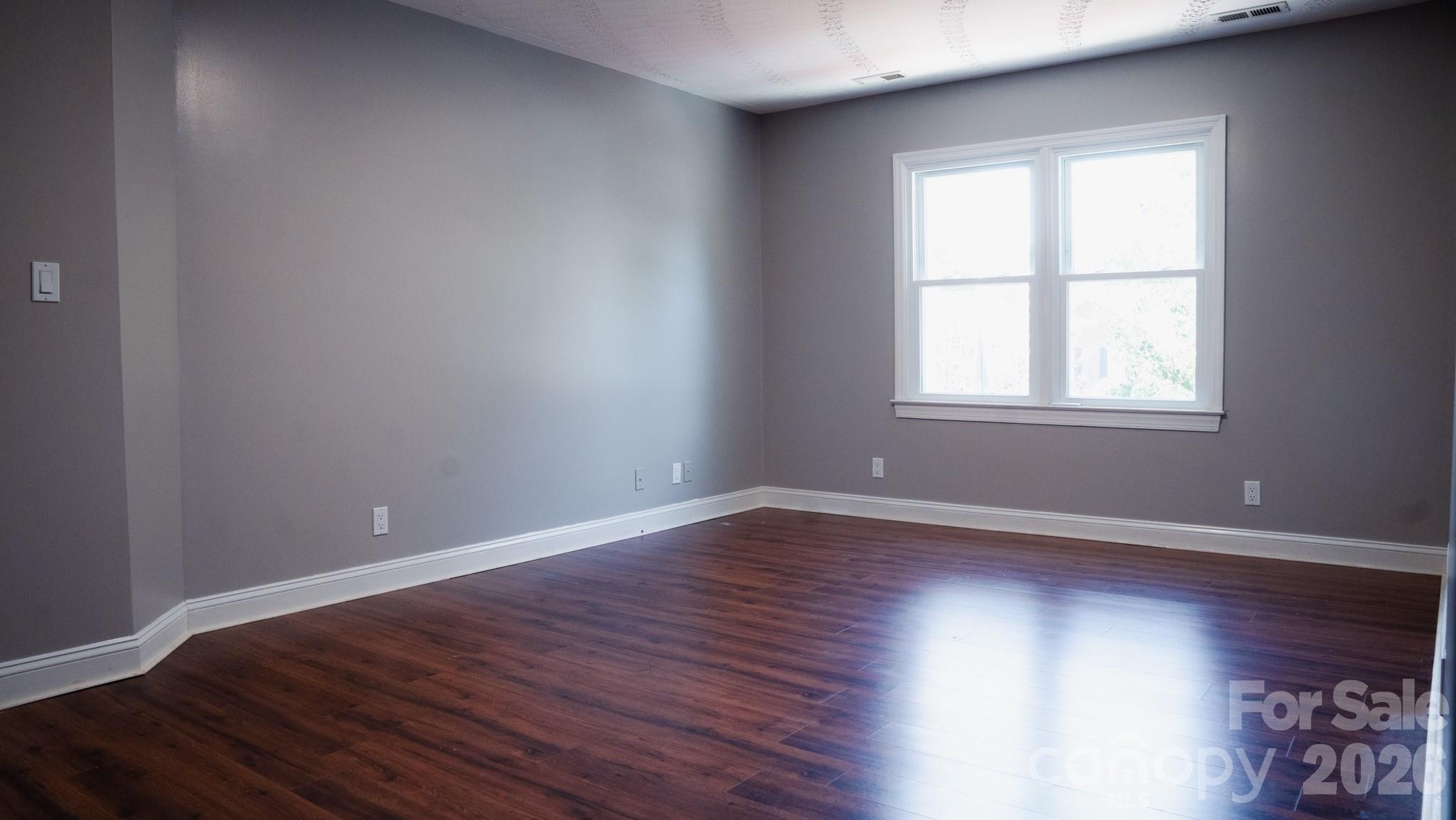 6567 Keeneland Trail Property Photo 10