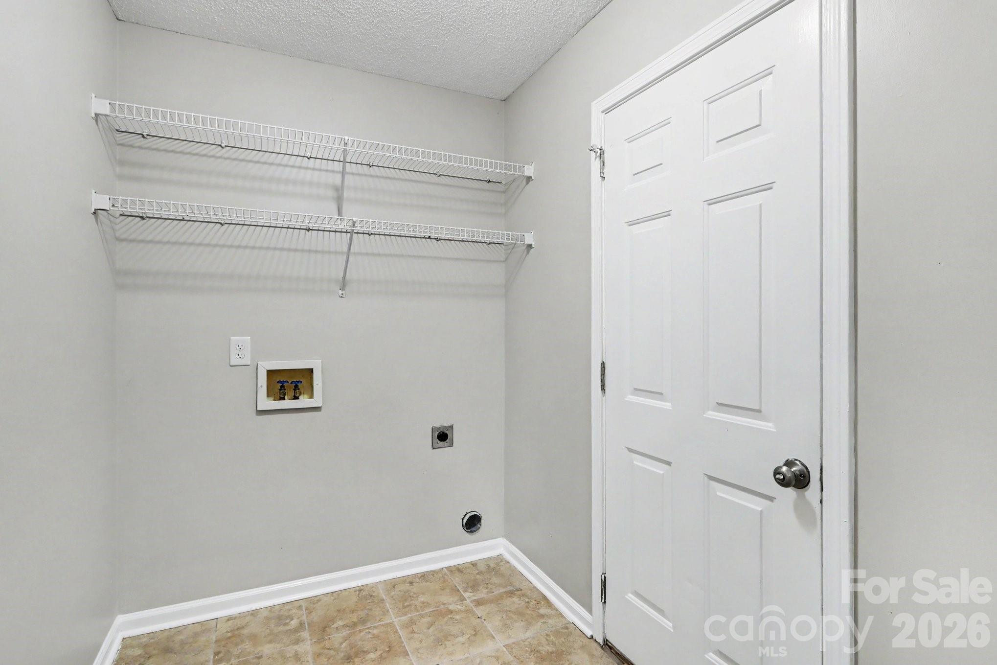 9507 Misty Arbor Way Property Photo 13