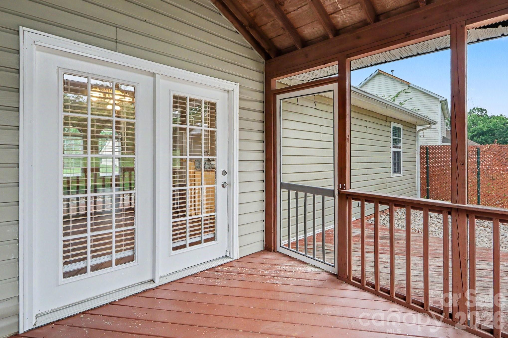 9507 Misty Arbor Way Property Photo 14