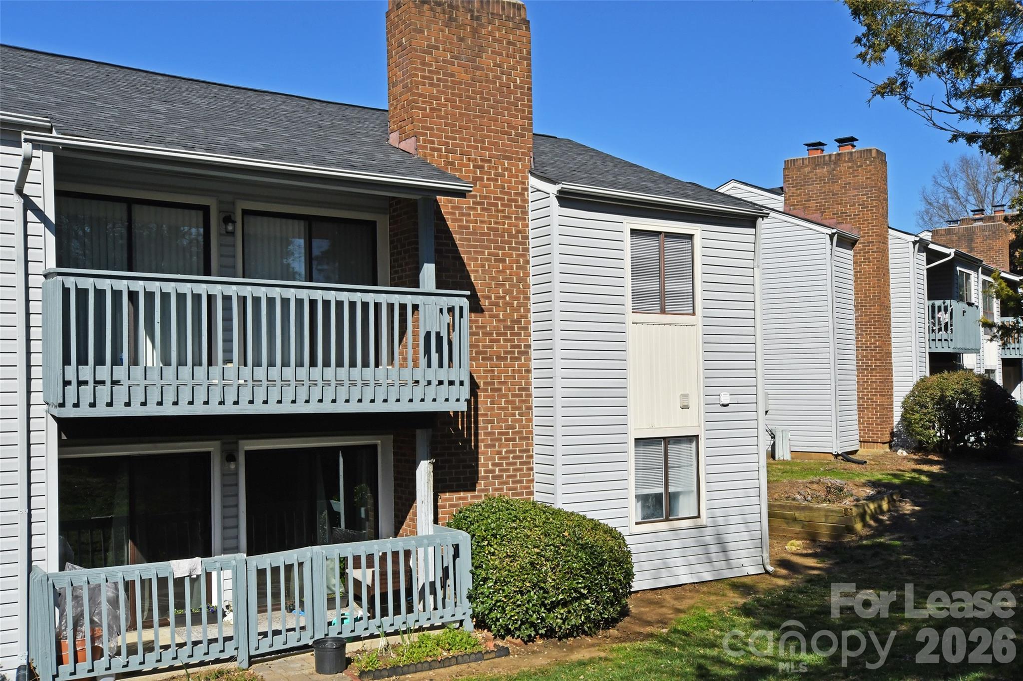 11185 Harrowfield Road Property Photo 3