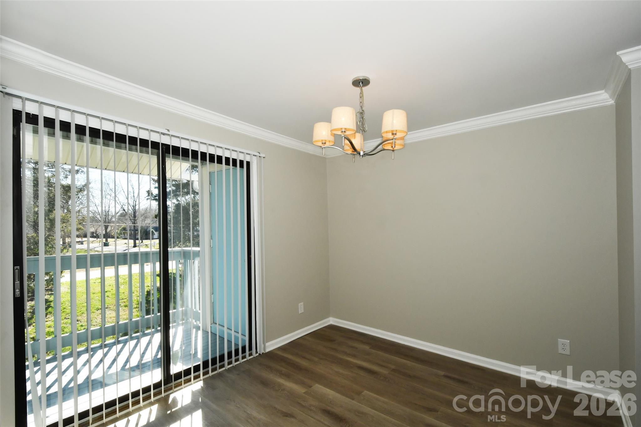 11185 Harrowfield Road Property Photo 6