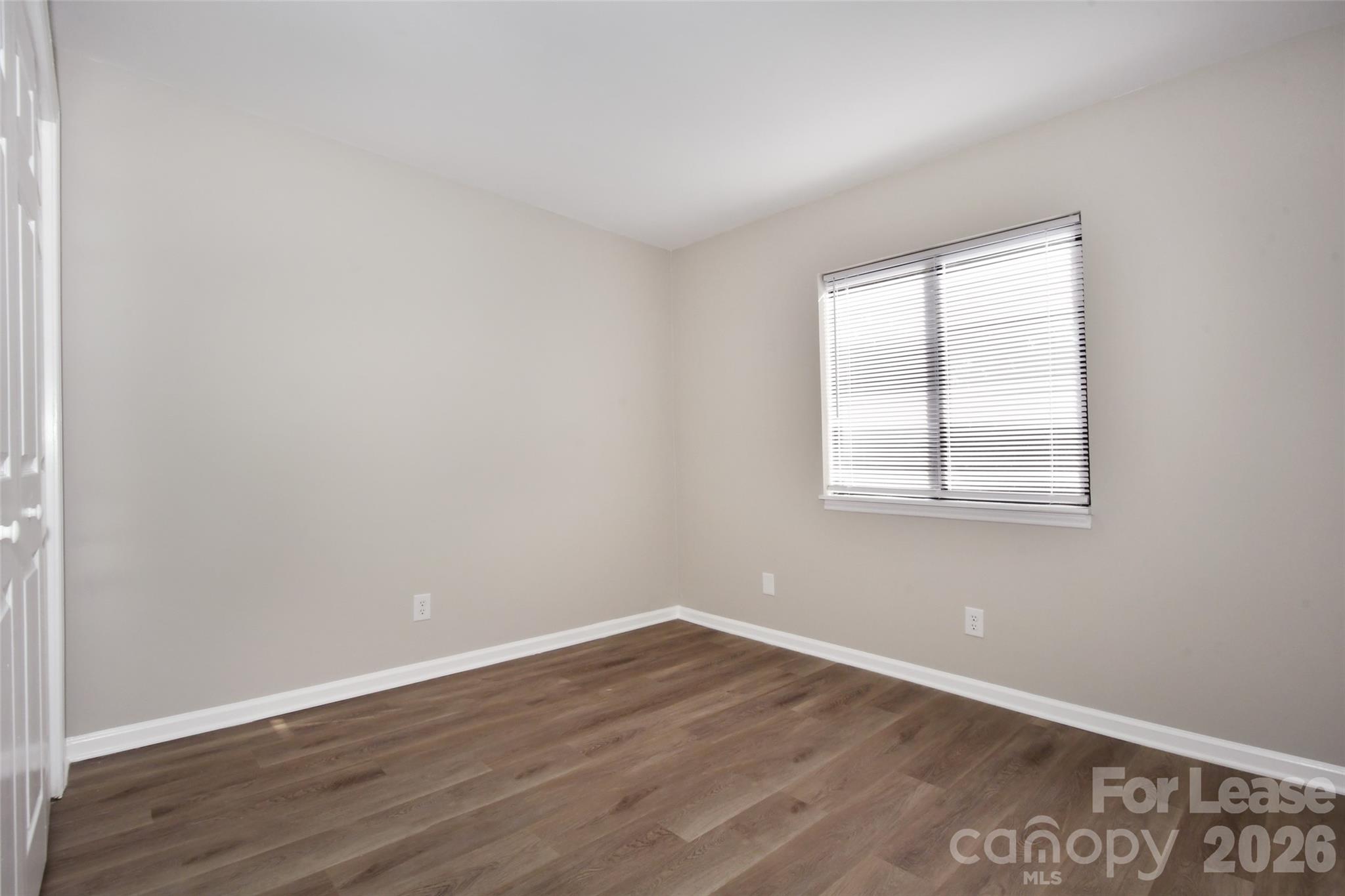 11185 Harrowfield Road Property Photo 7