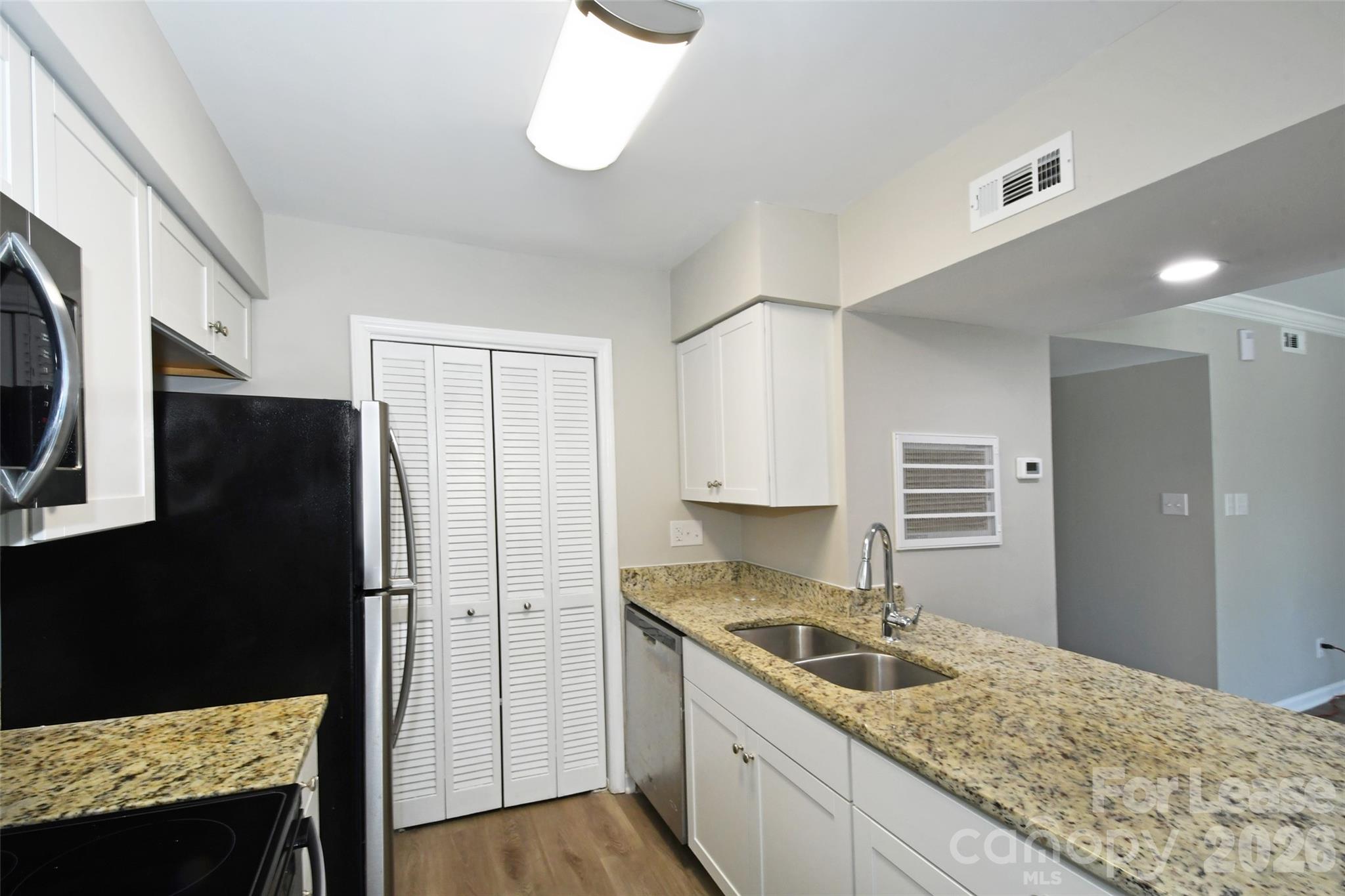 11185 Harrowfield Road Property Photo 9