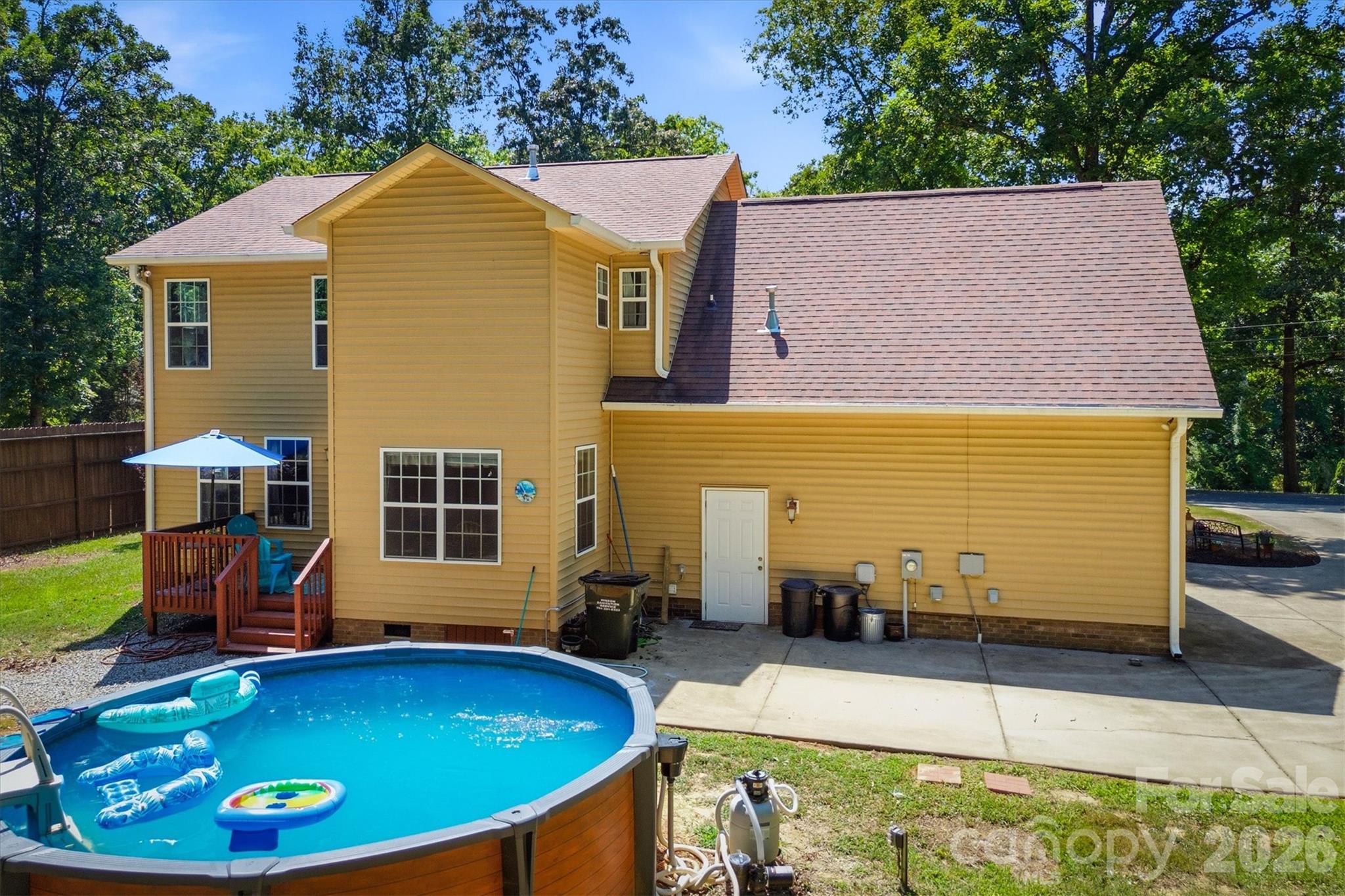 802 White Oaks Circle Property Photo 11
