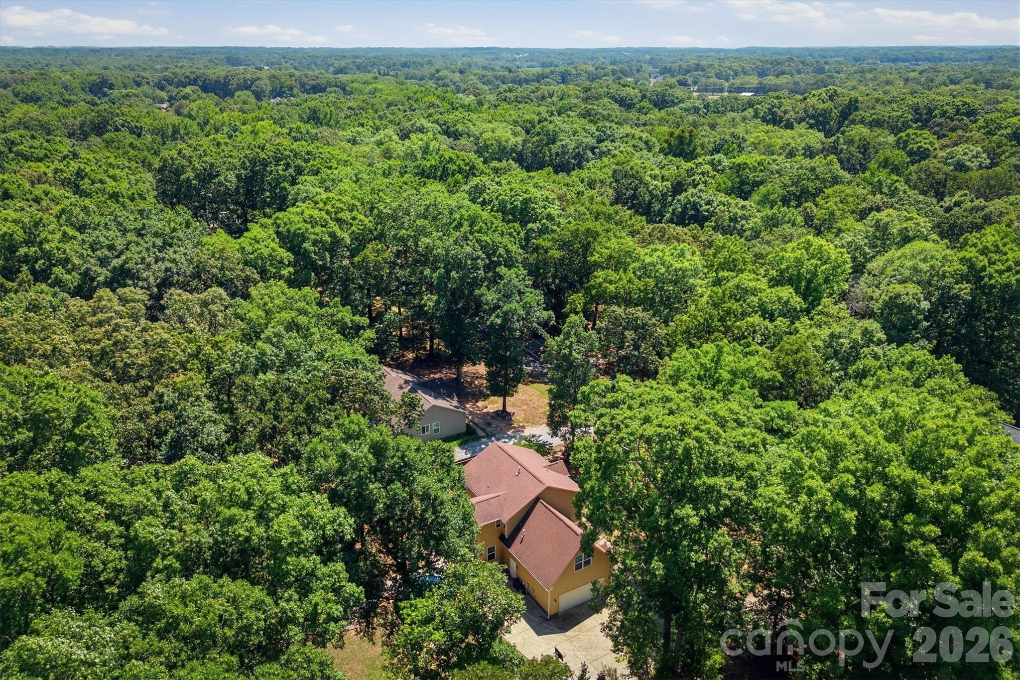 802 White Oaks Circle Property Photo 18