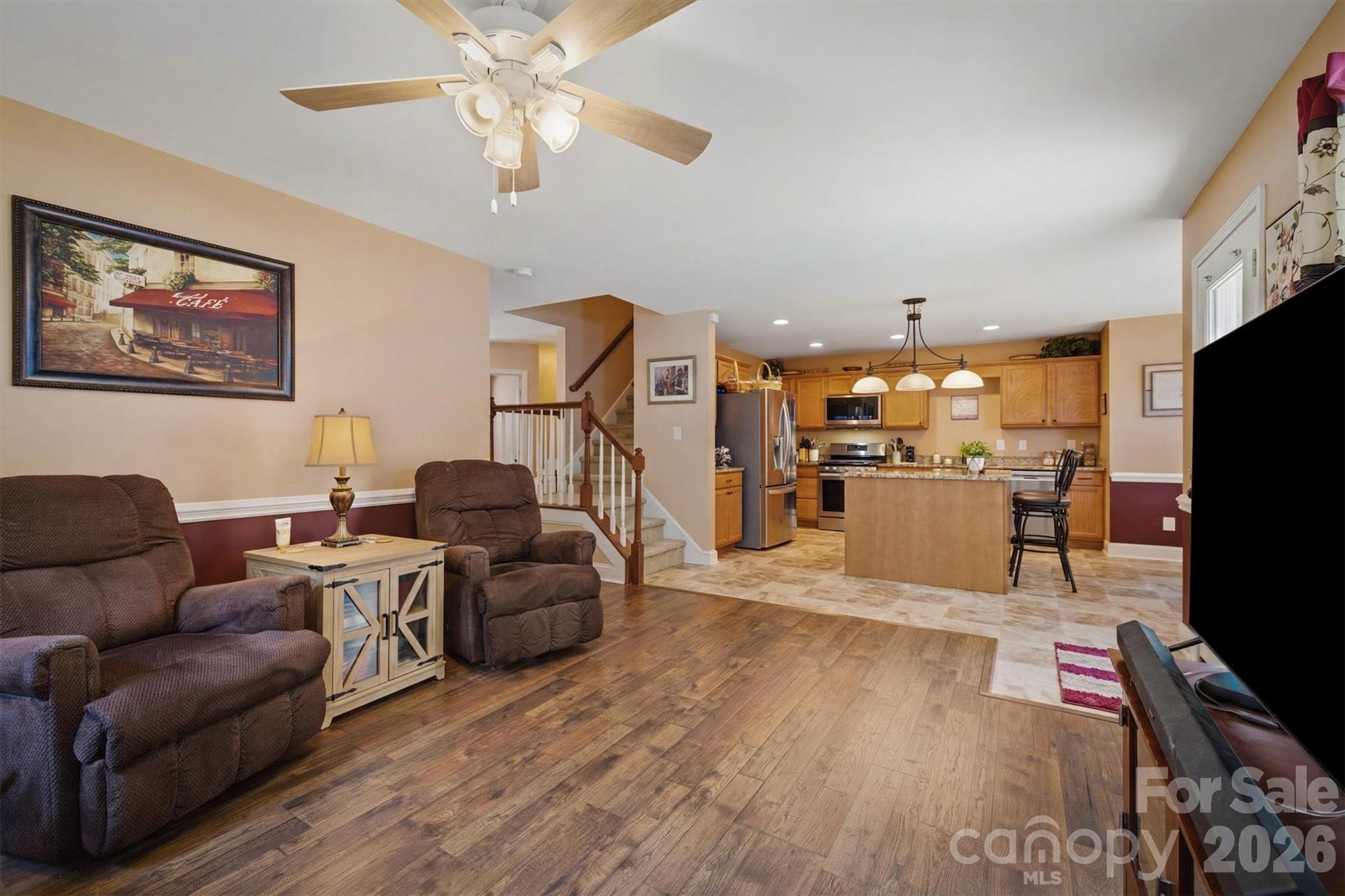 802 White Oaks Circle Property Photo 24