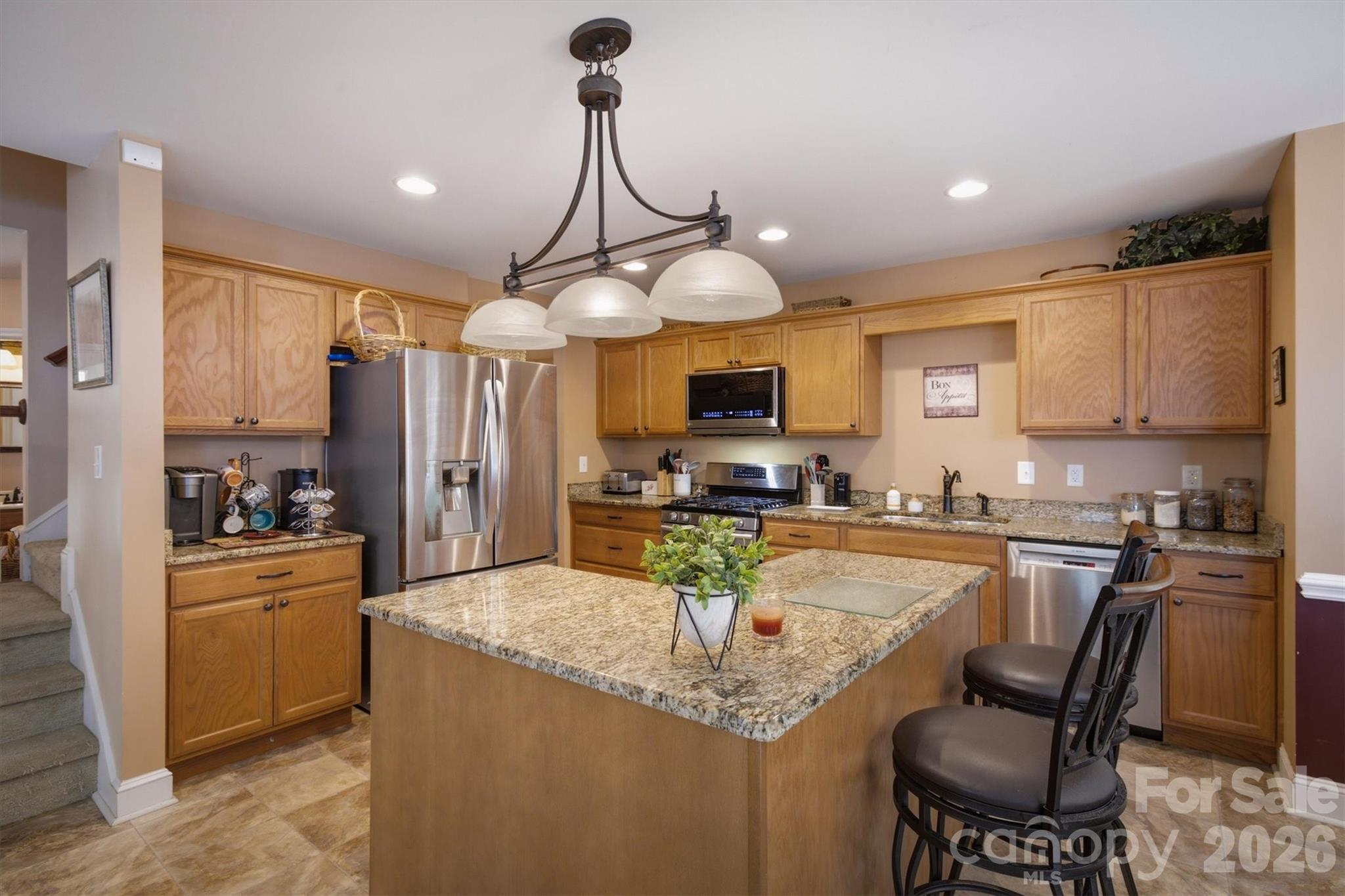 802 White Oaks Circle Property Photo 27