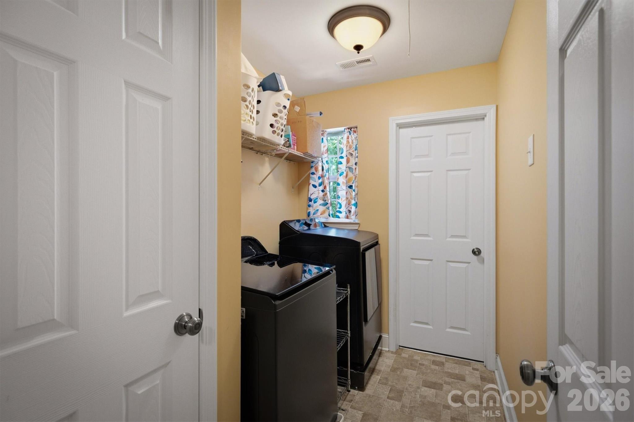 802 White Oaks Circle Property Photo 43