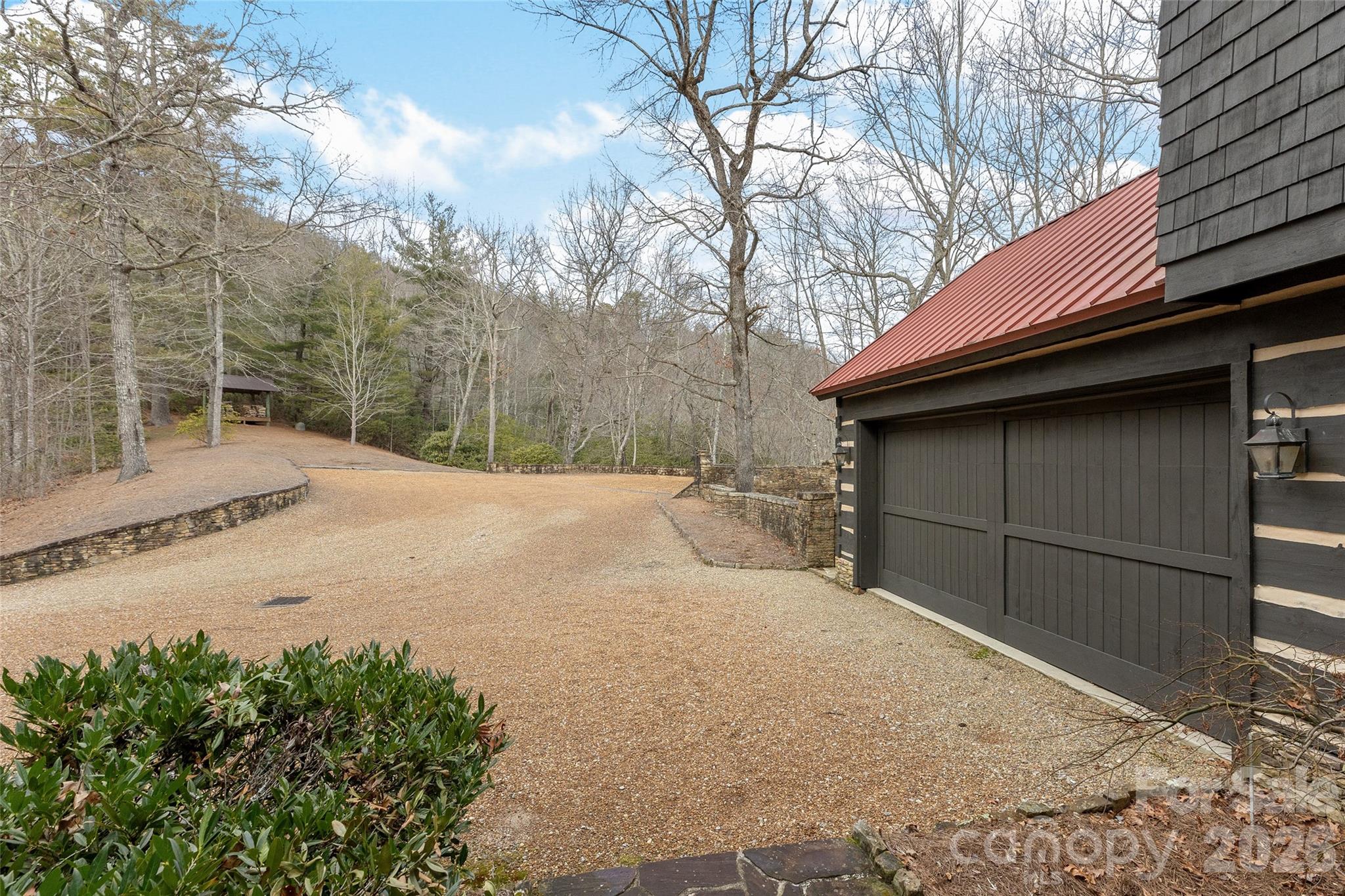 1213 Lost Valley Road Property Photo 4