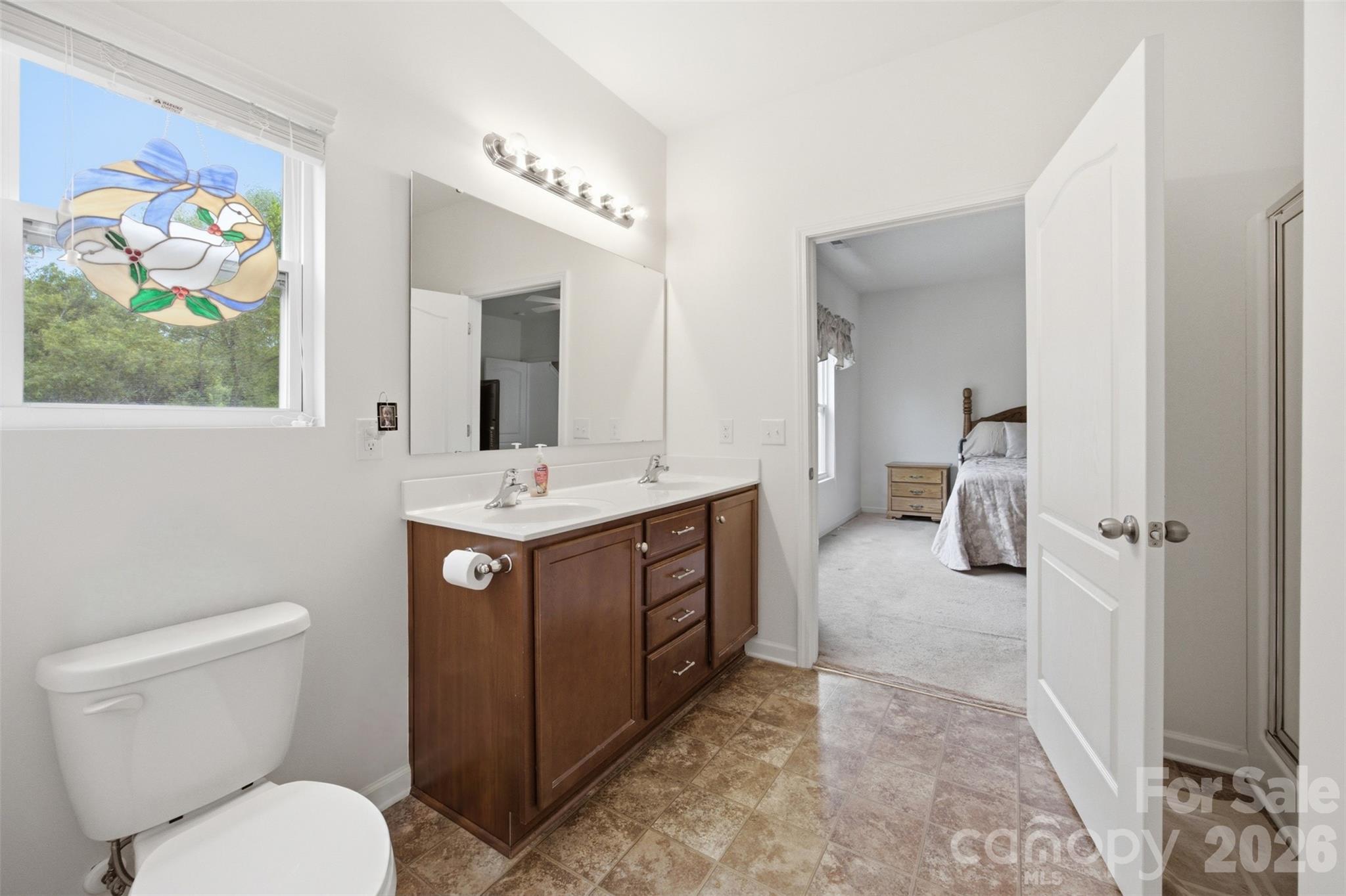1235 Tranquil Falls Lane Property Photo 21