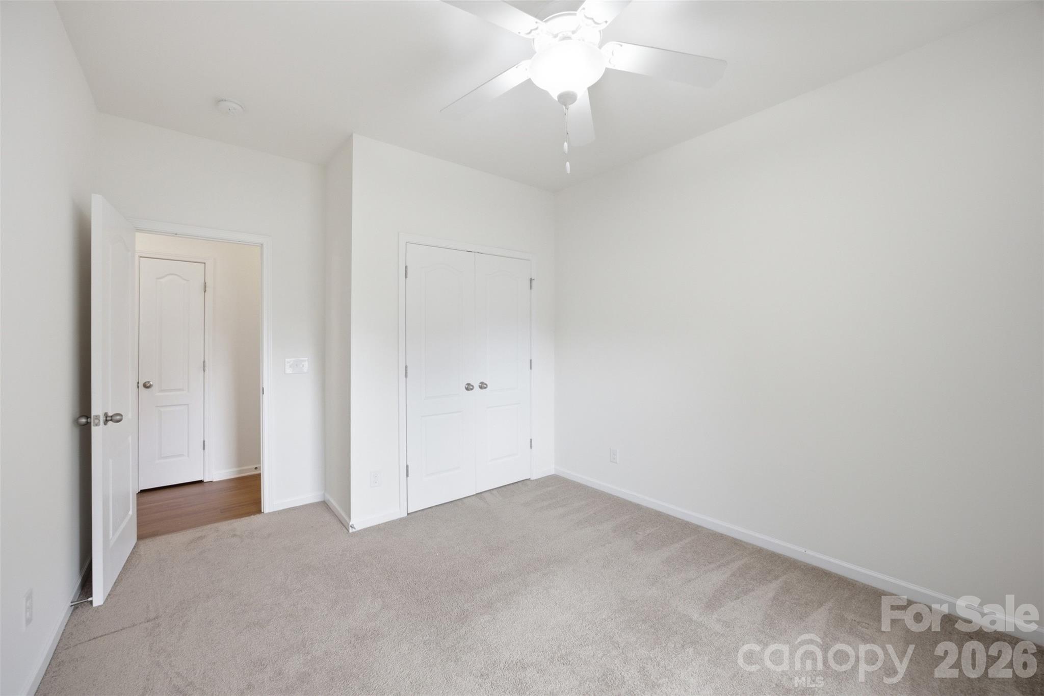 1235 Tranquil Falls Lane Property Photo 28