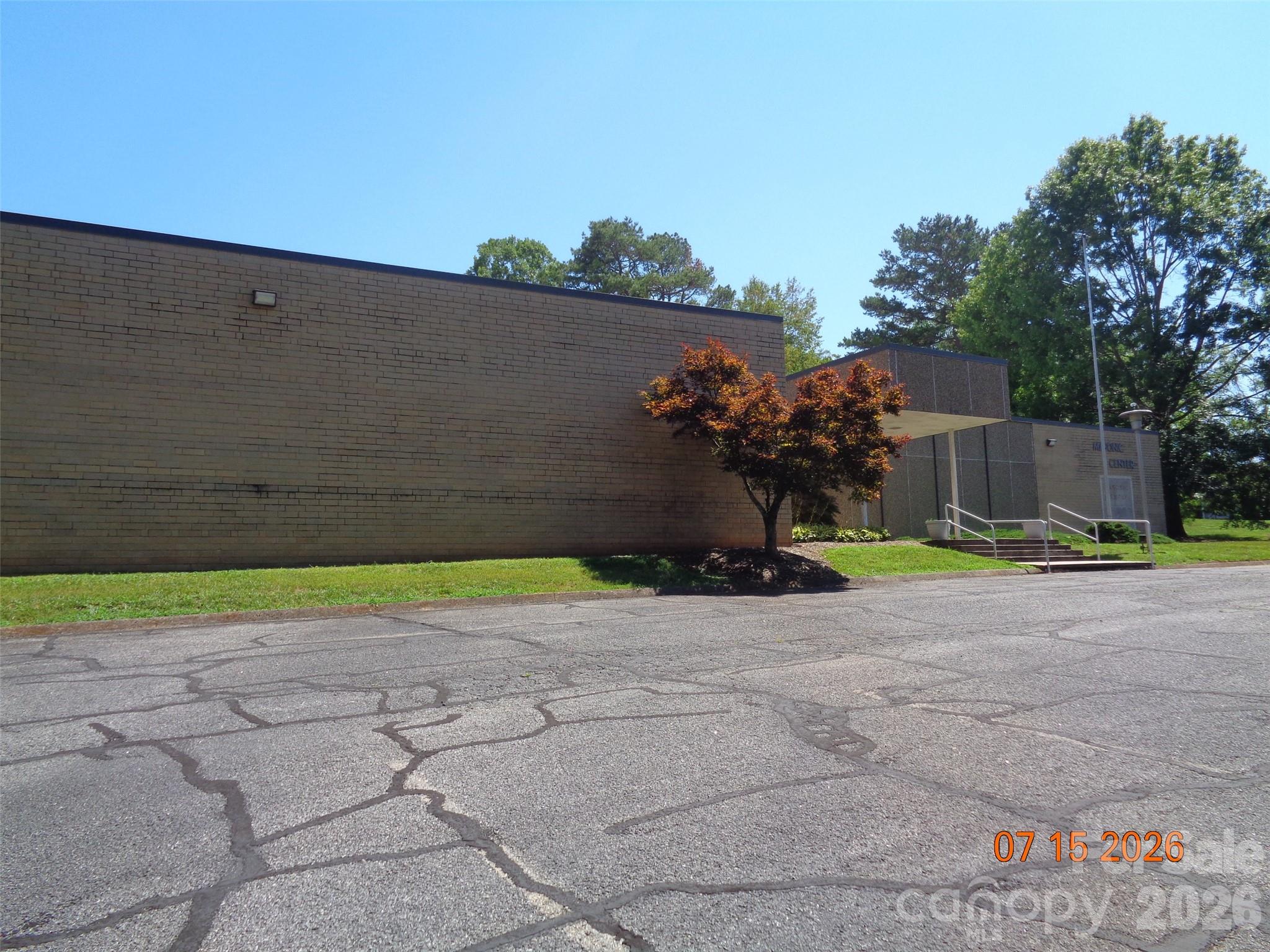30 Catawba Valley Boulevard Property Photo 2