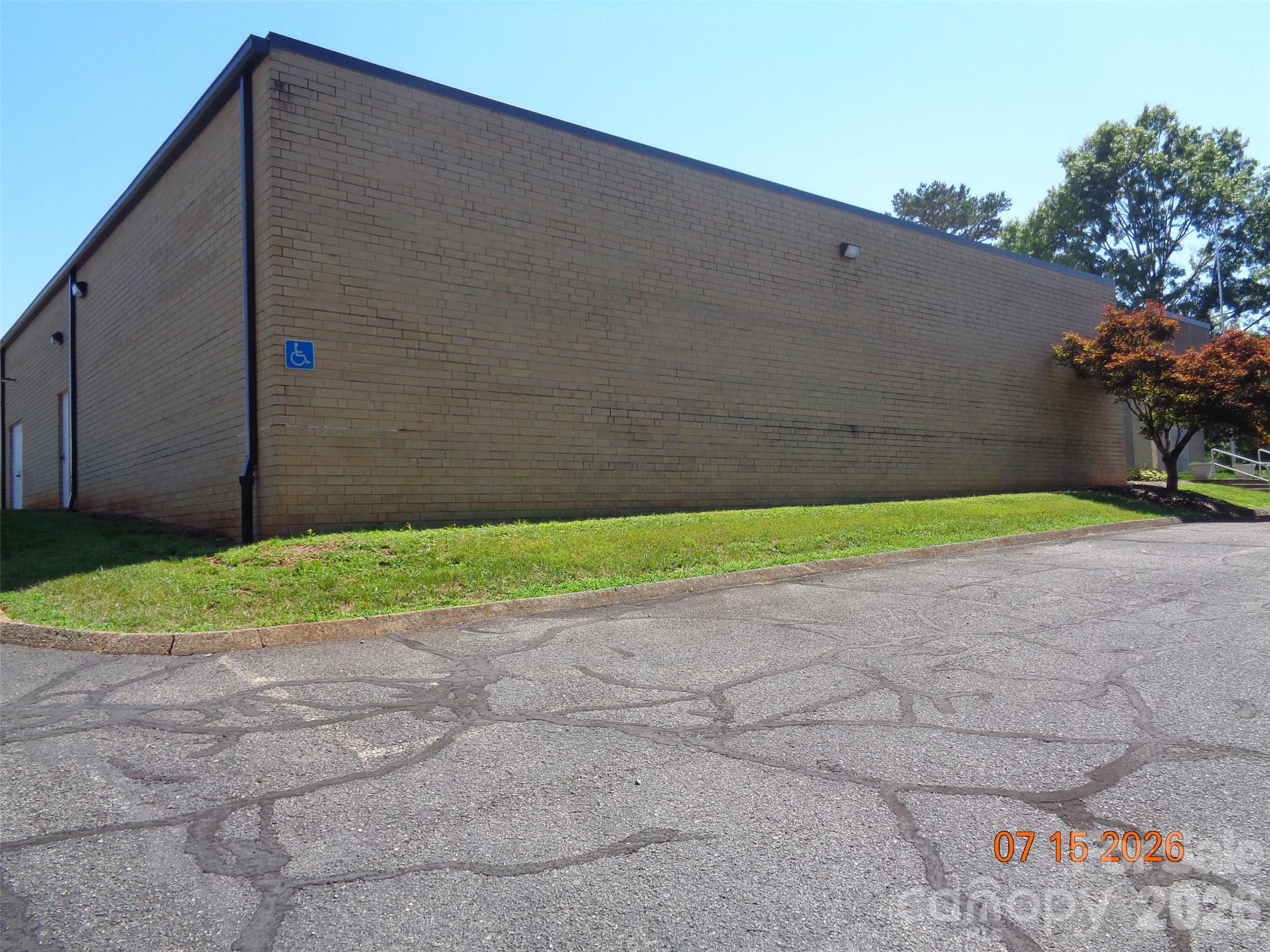 30 Catawba Valley Boulevard Property Photo 3