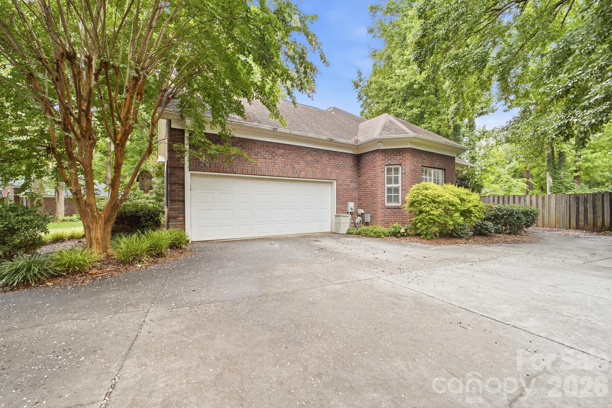 15002 Dexter Lemmond Court Property Photo 32