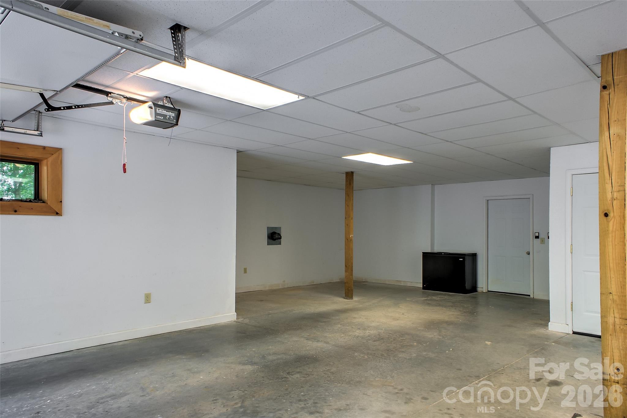 3815 Bat Cave Road Property Photo 33