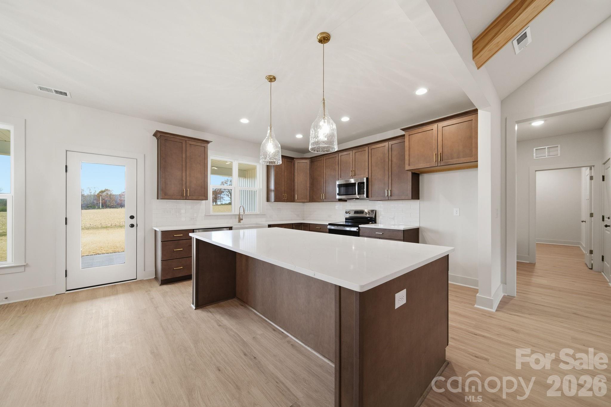 4020 Landsford Road Property Photo 7