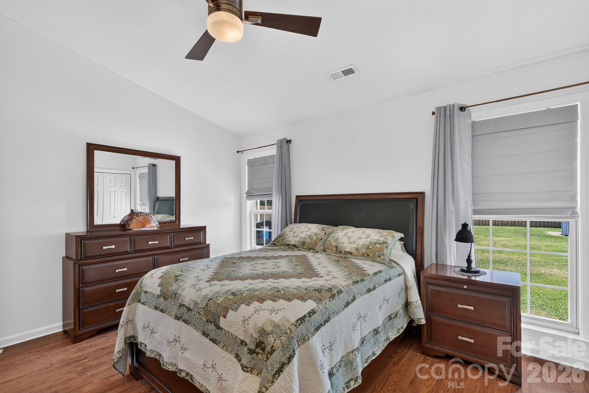 906 Woodhill Drive Property Photo 15