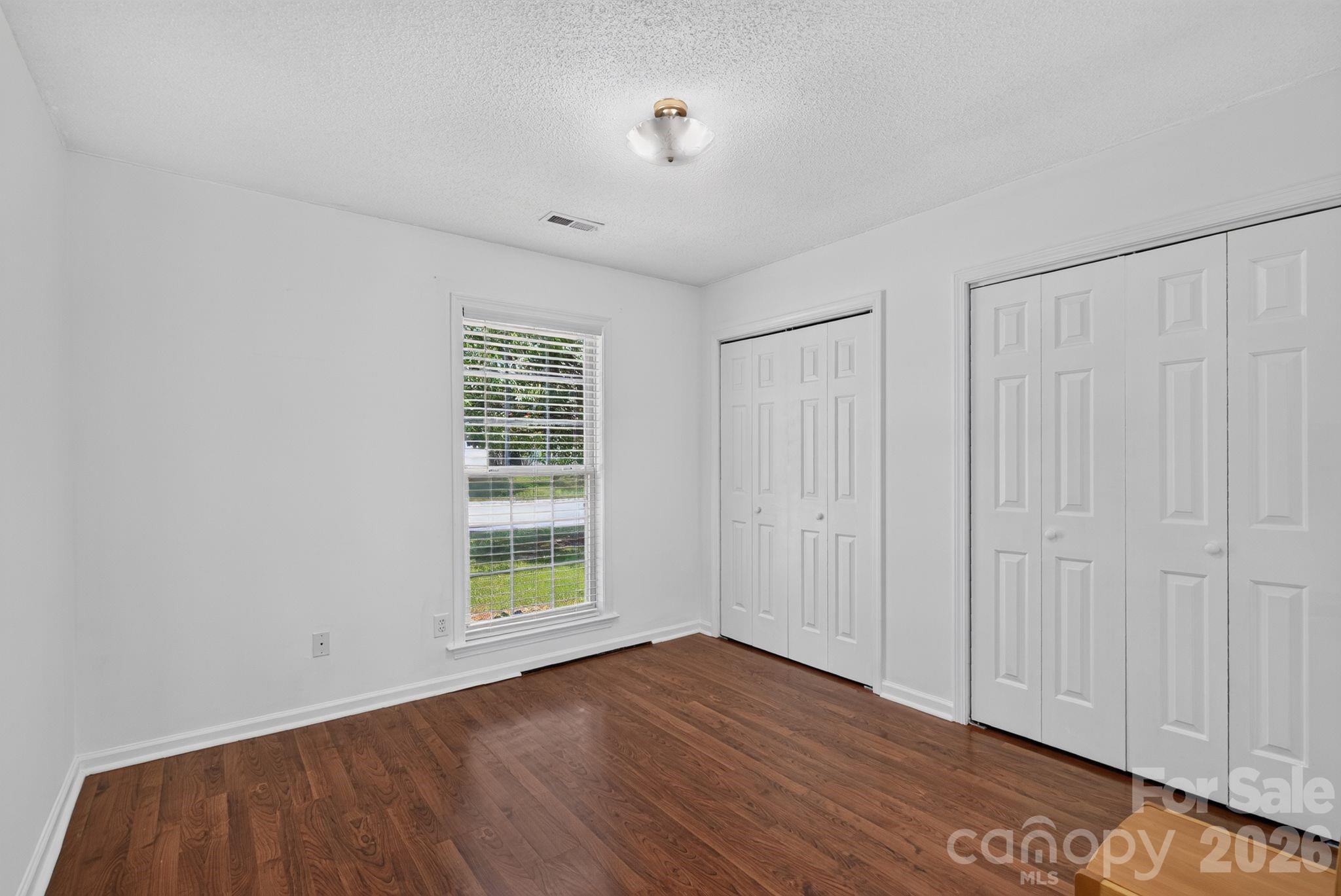 906 Woodhill Drive Property Photo 21