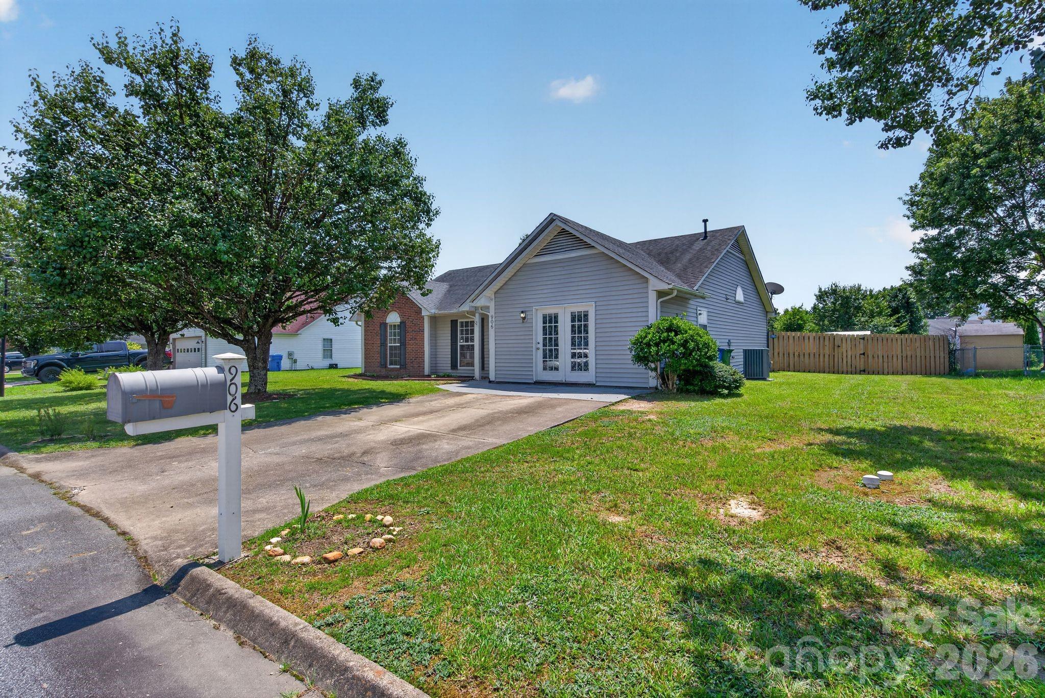 906 Woodhill Drive Property Photo 31