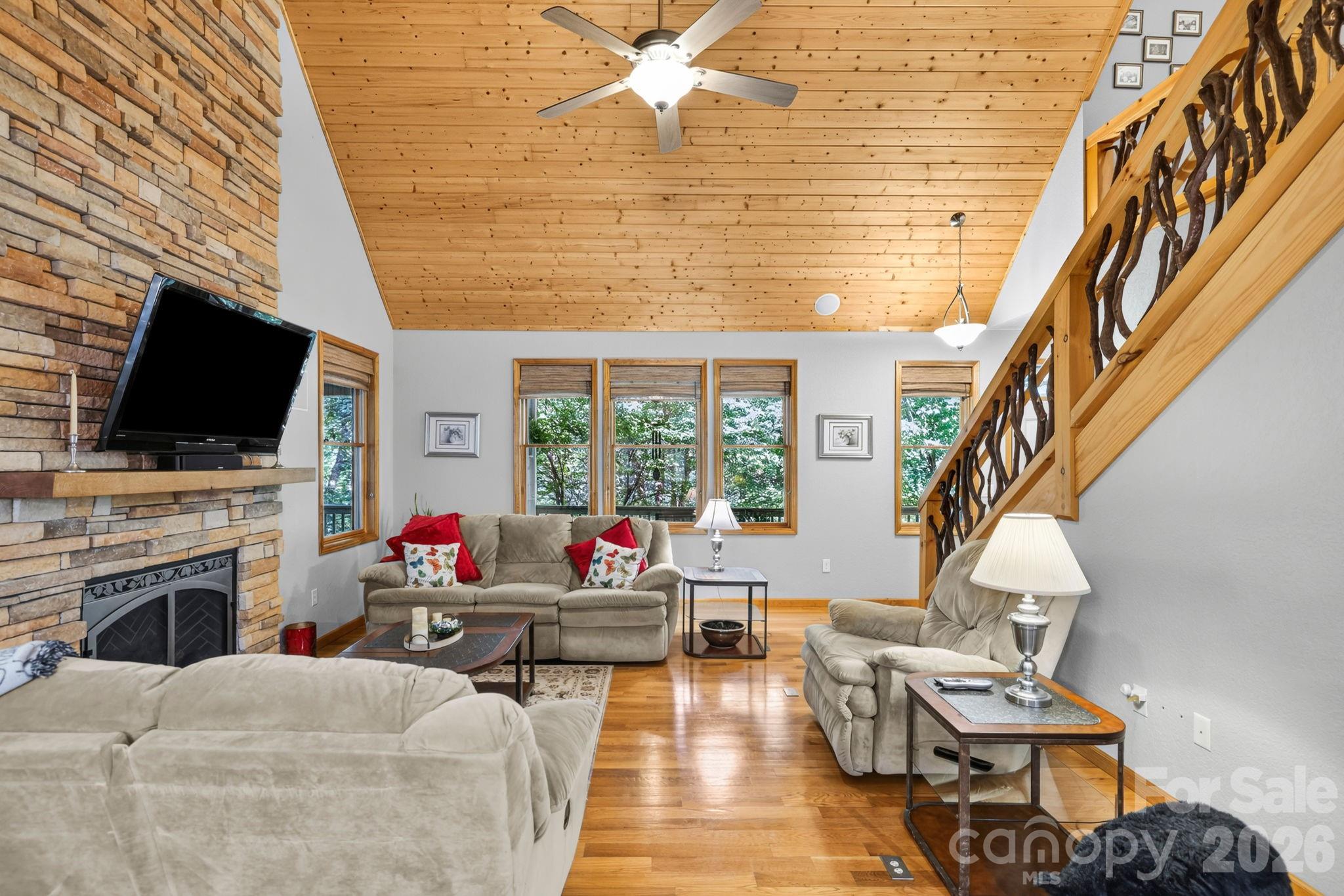 149 Oriole Road Property Photo 8
