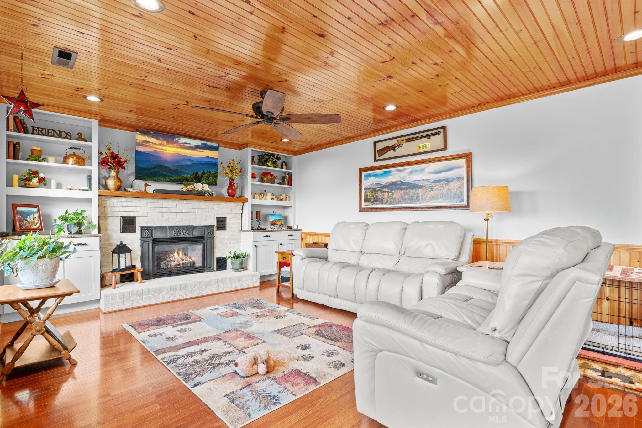1013 Perry Road Property Photo 17