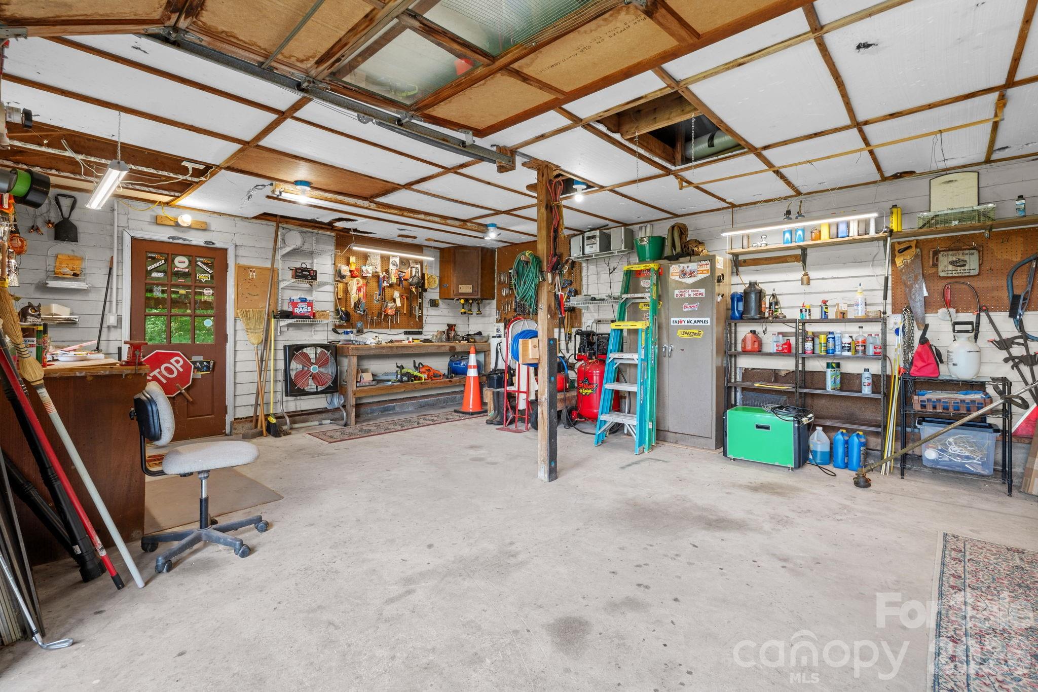 1013 Perry Road Property Photo 42