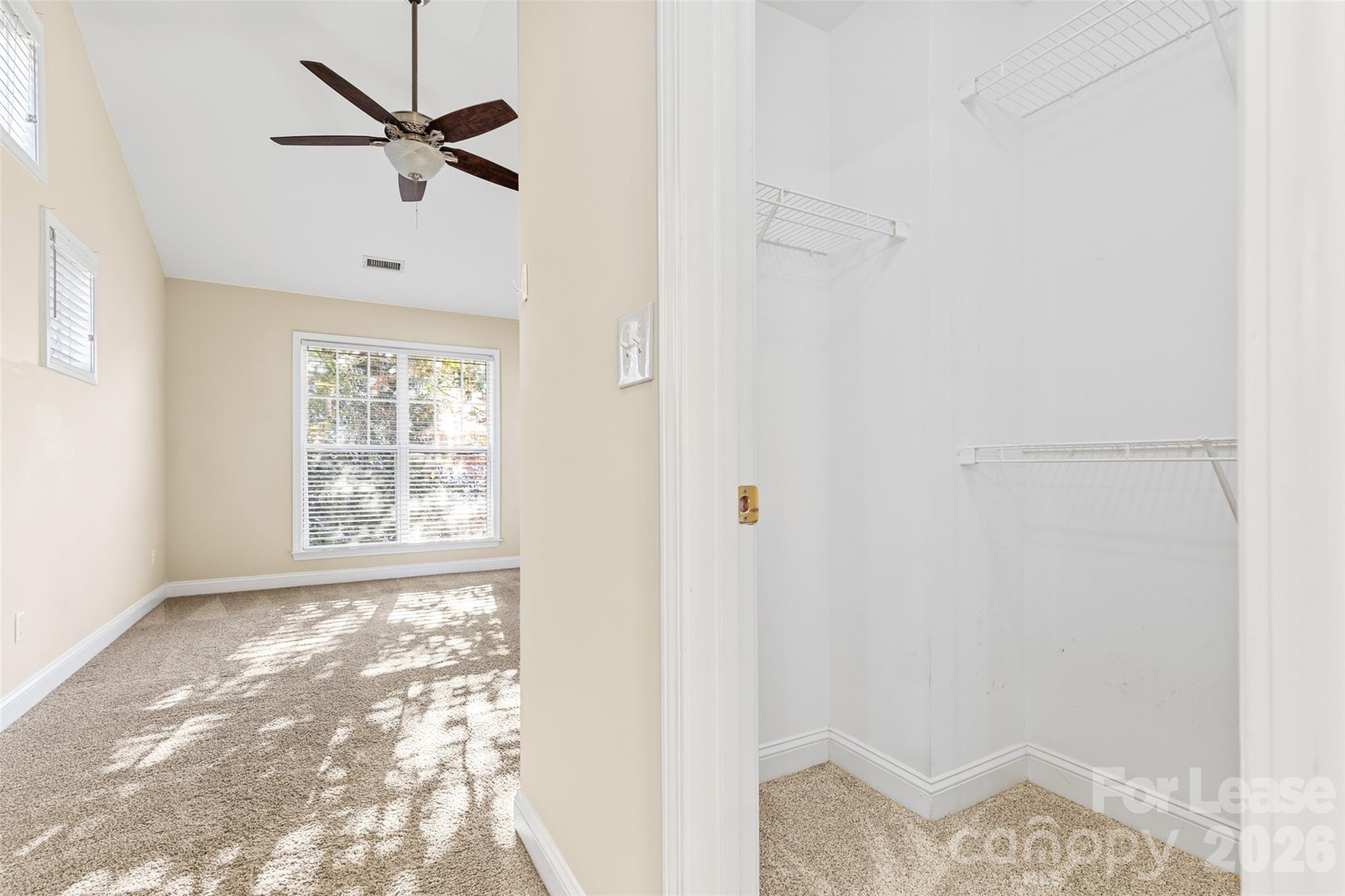 958 W 1st Street Property Photo 21