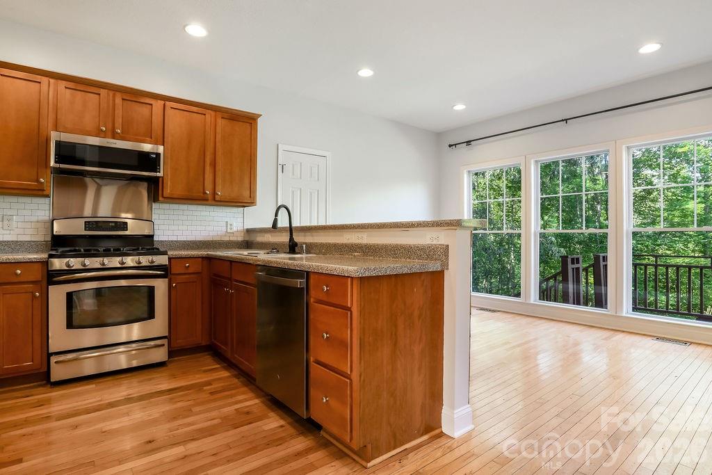 46 Indian Summer Lane Property Photo 7