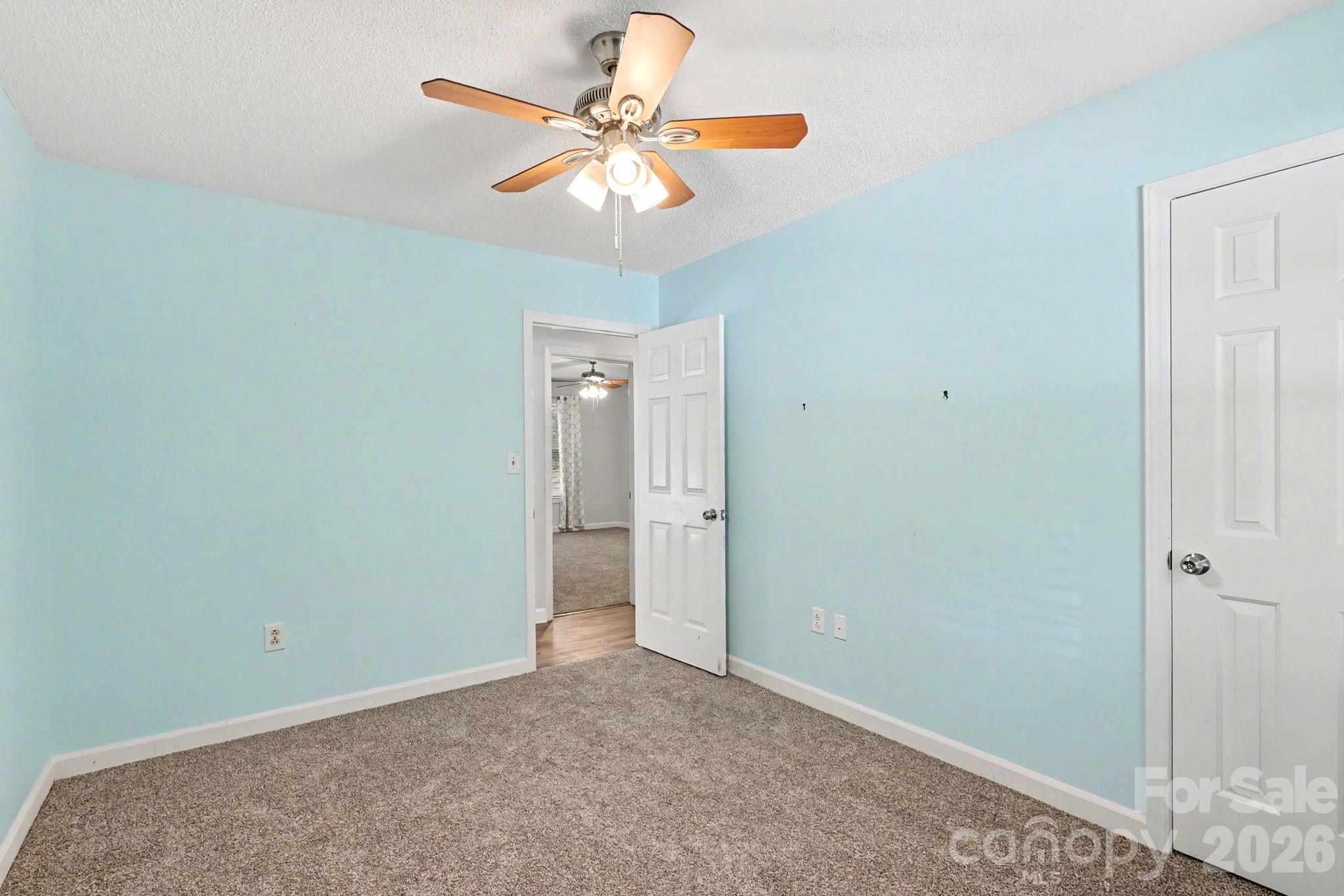 988 Cranberry Circle Property Photo 16