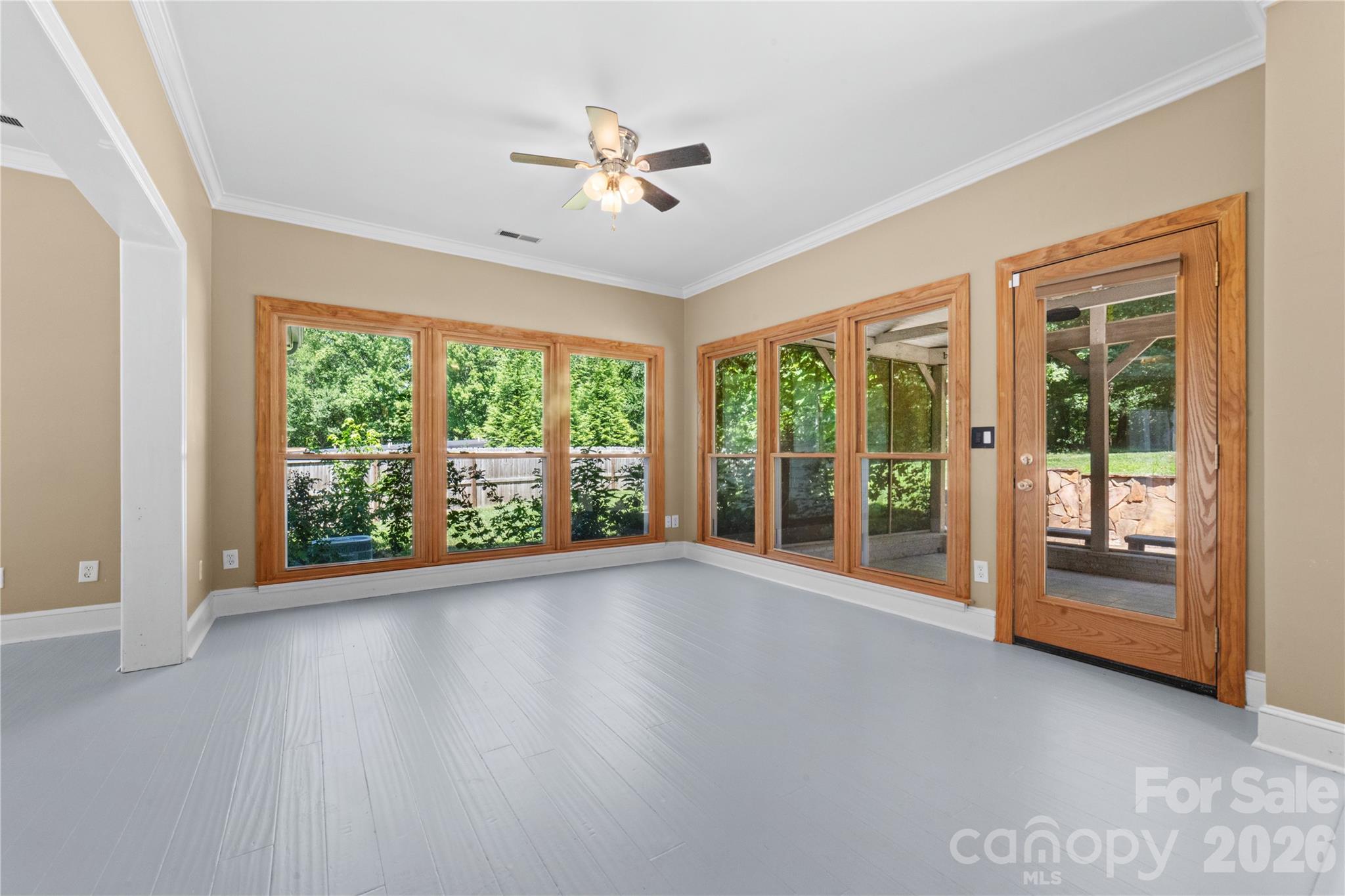 5010 Ardenwoods Drive Property Photo 5