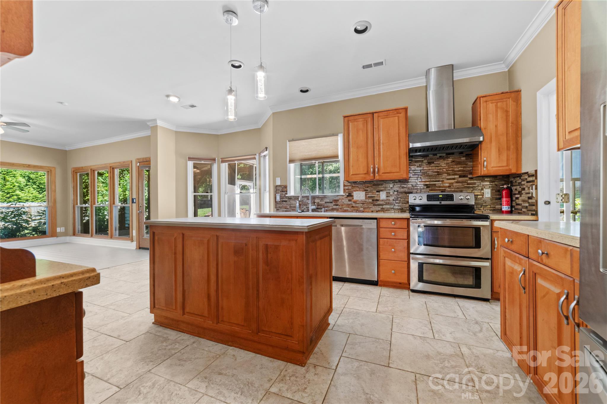 5010 Ardenwoods Drive Property Photo 12