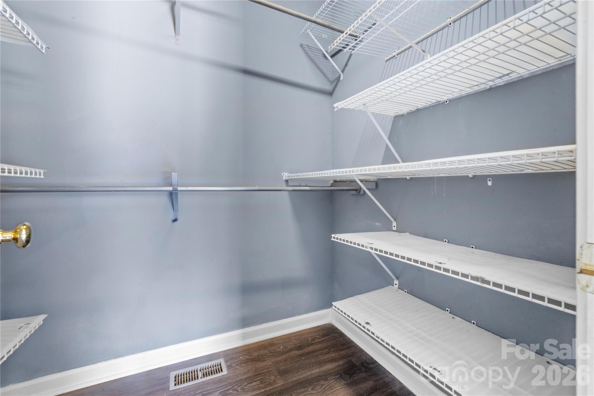 5010 Ardenwoods Drive Property Photo 16