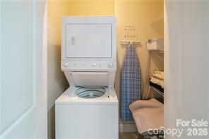 435 S Tryon Street 708 Property Photo 6