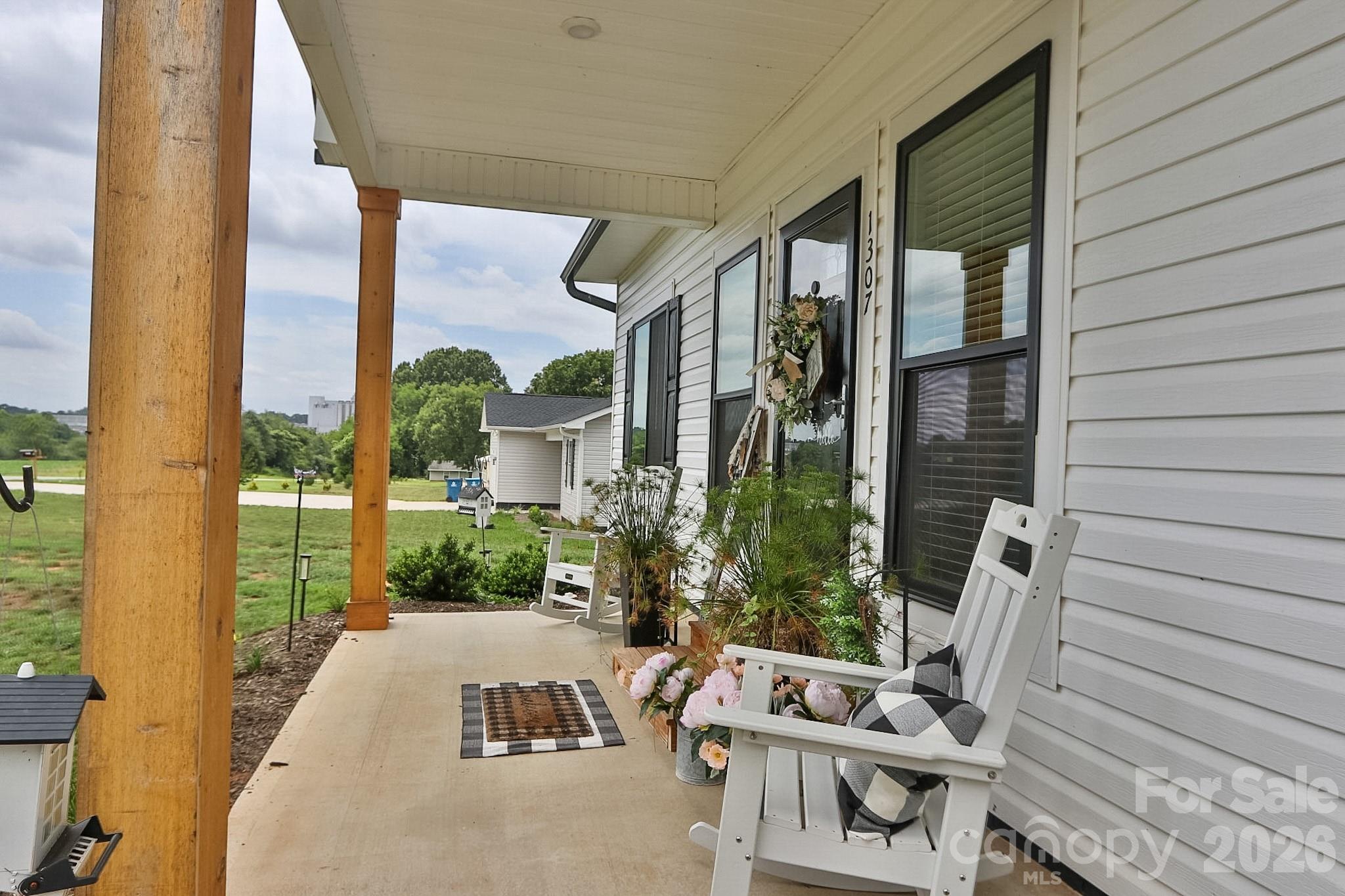 1307 Unifi Industrial Drive Property Photo 4