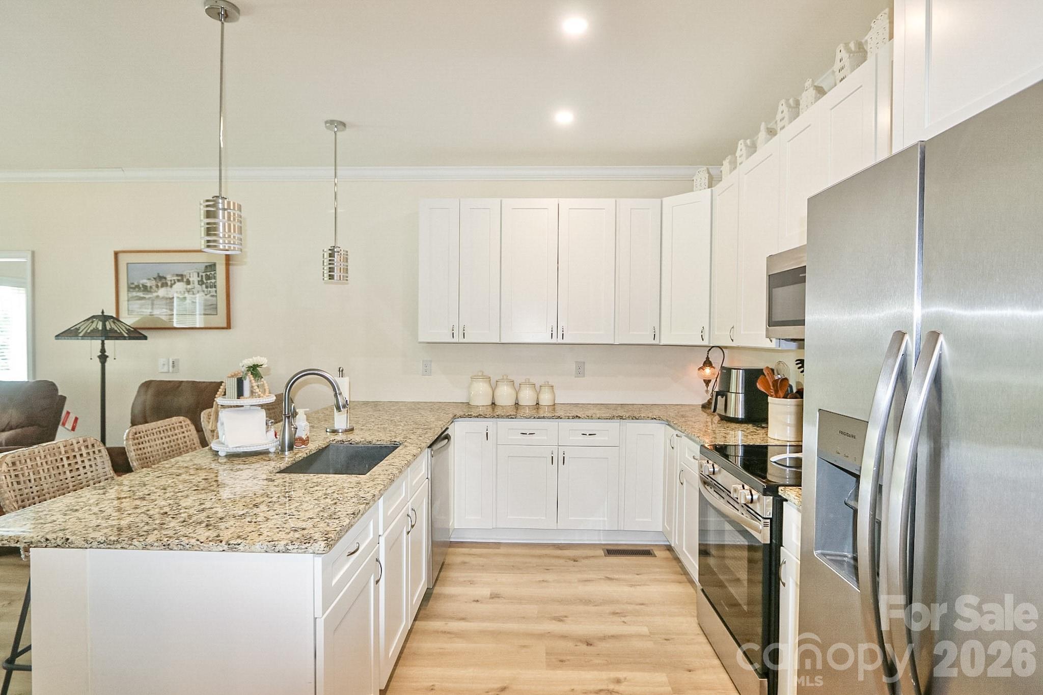 1307 Unifi Industrial Drive Property Photo 6