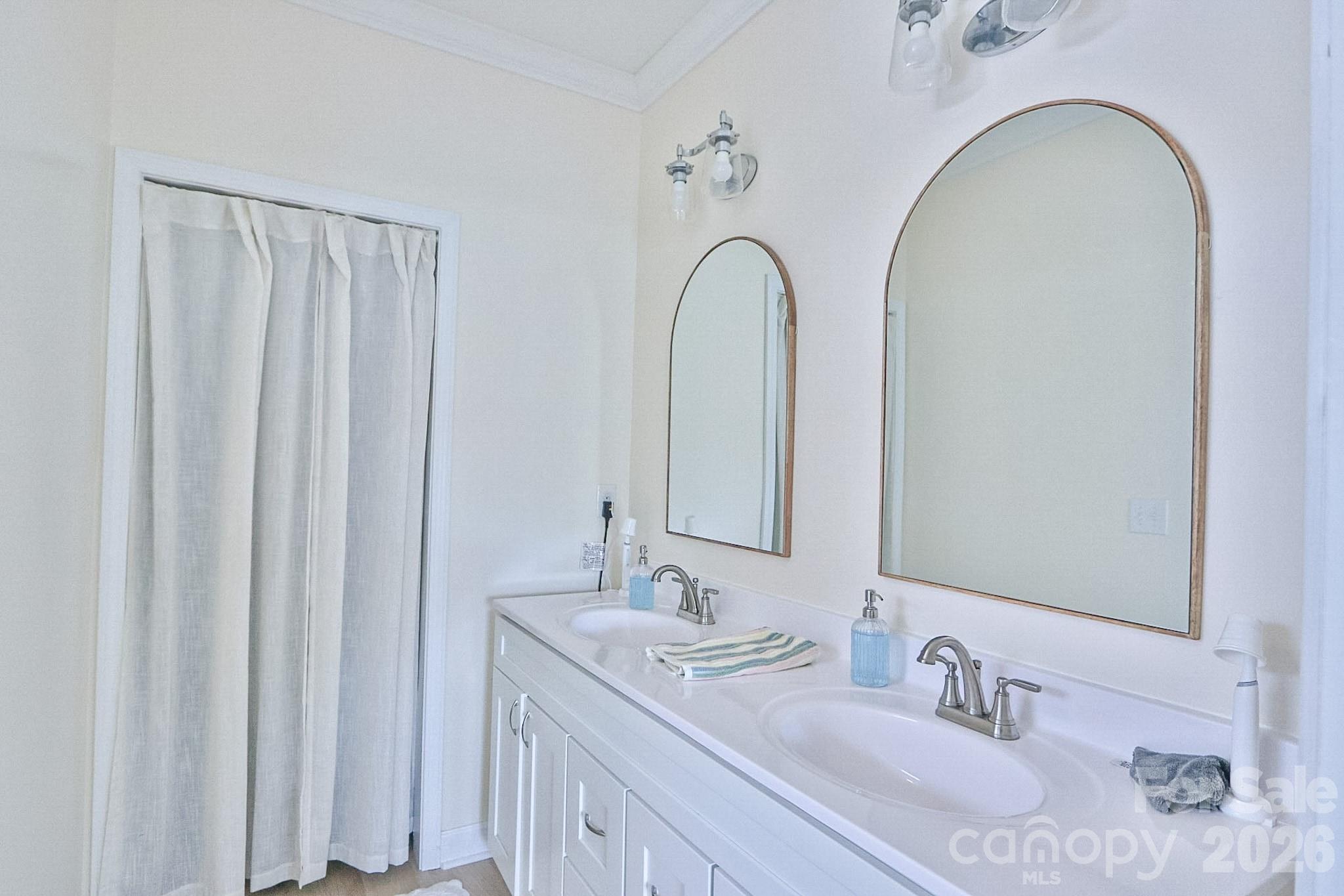1307 Unifi Industrial Drive Property Photo 20
