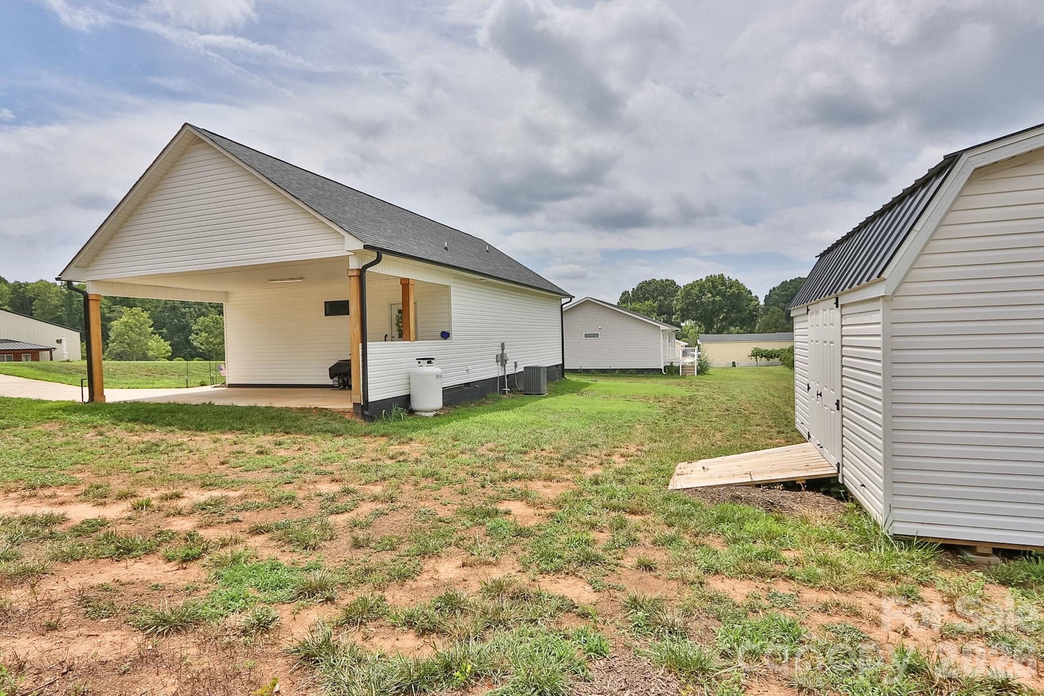 1307 Unifi Industrial Drive Property Photo 31