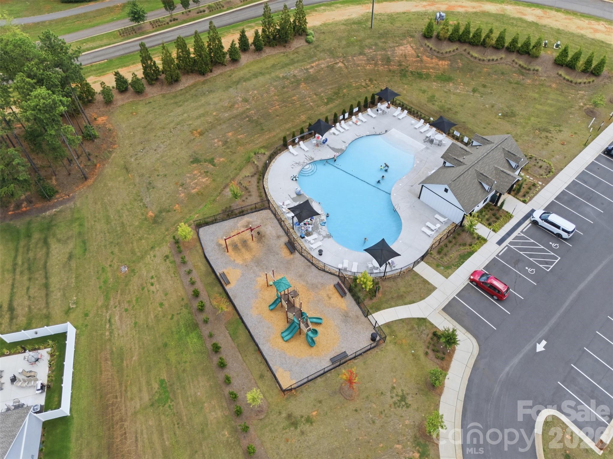 15241 Windward Lane Property Photo 32