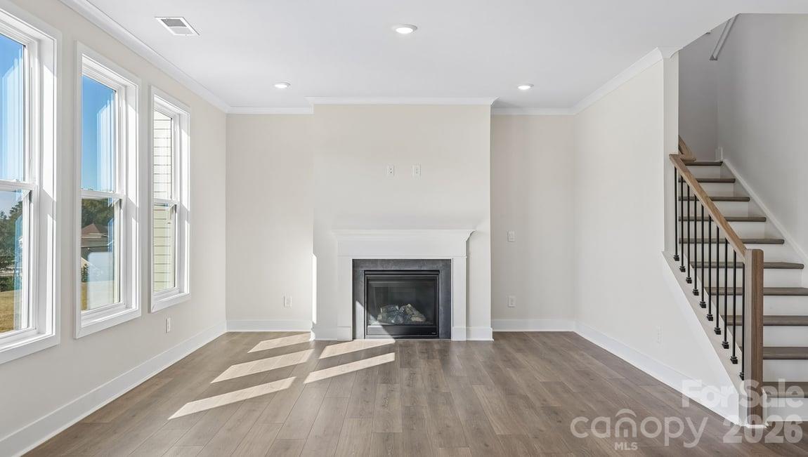 4255 Round Table Drive Property Photo 7