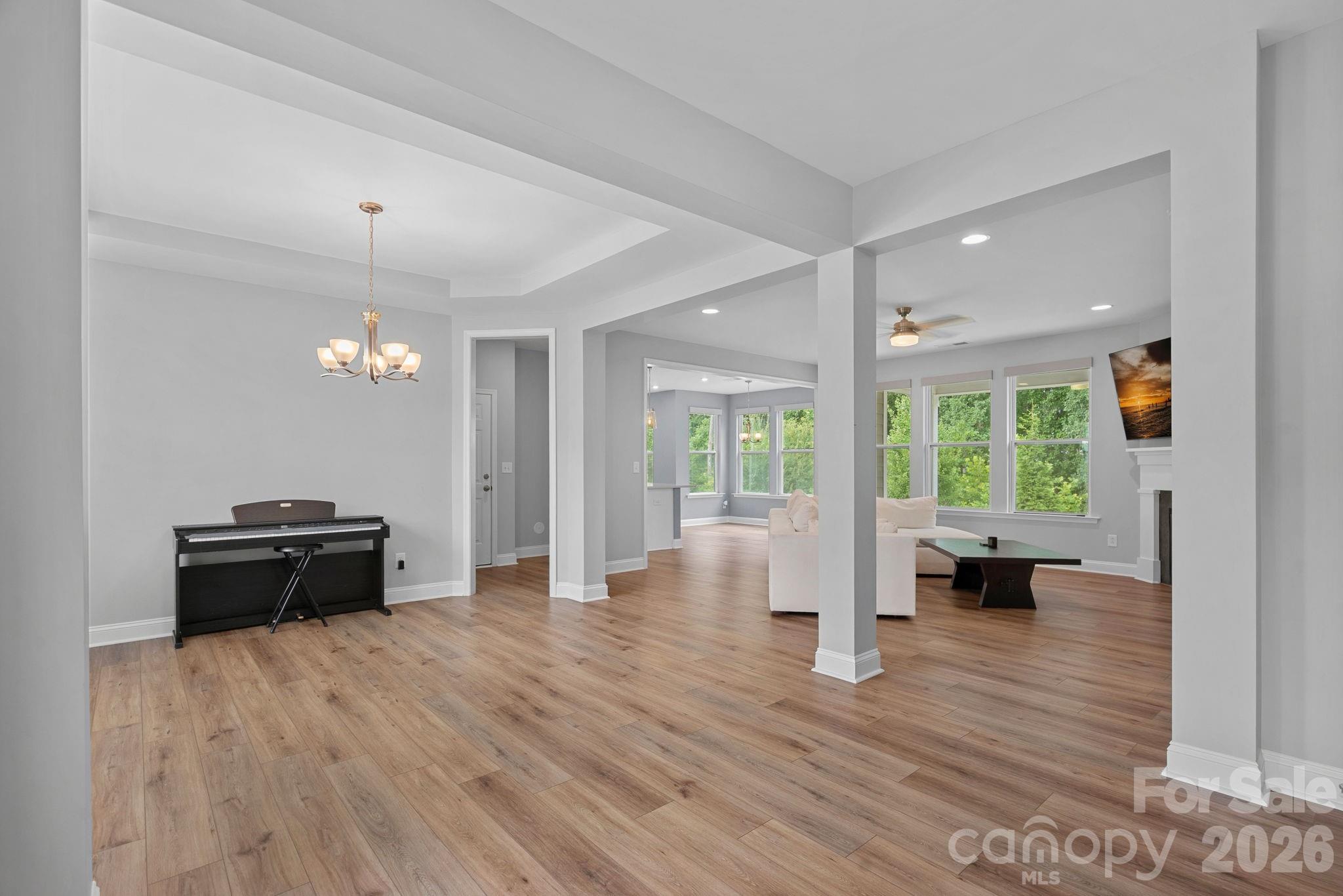 6608 Jepson Court Property Photo 5