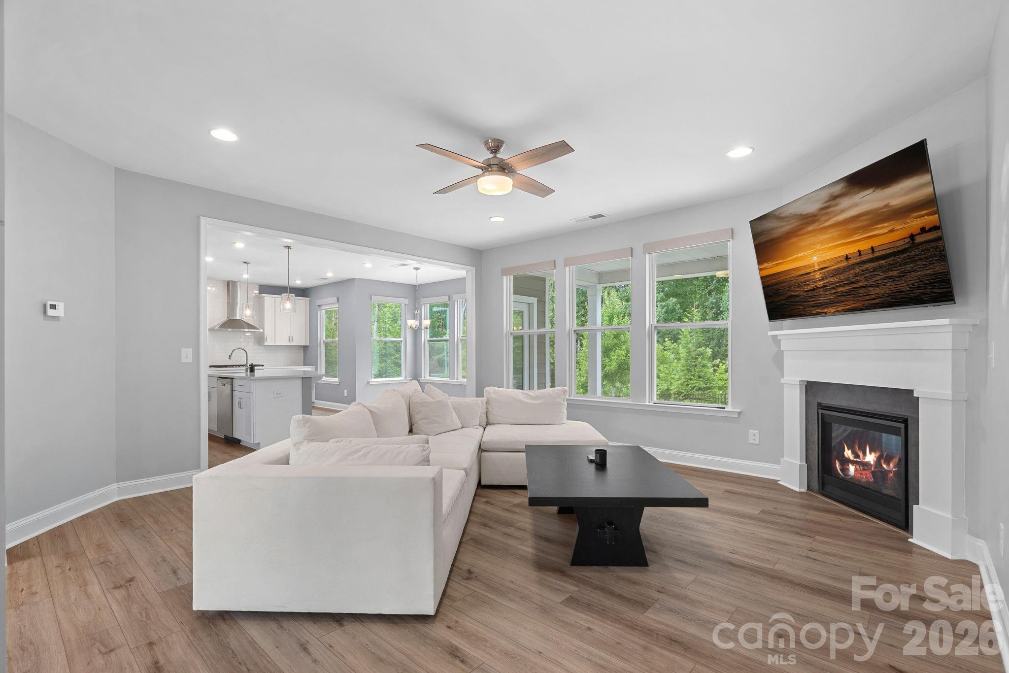 6608 Jepson Court Property Photo 7