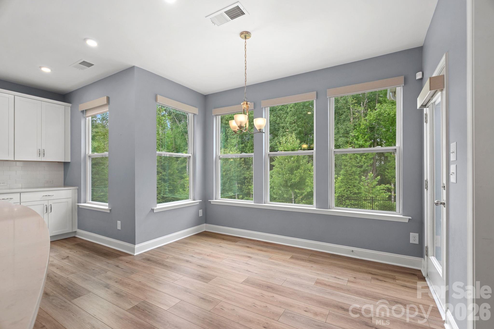 6608 Jepson Court Property Photo 10