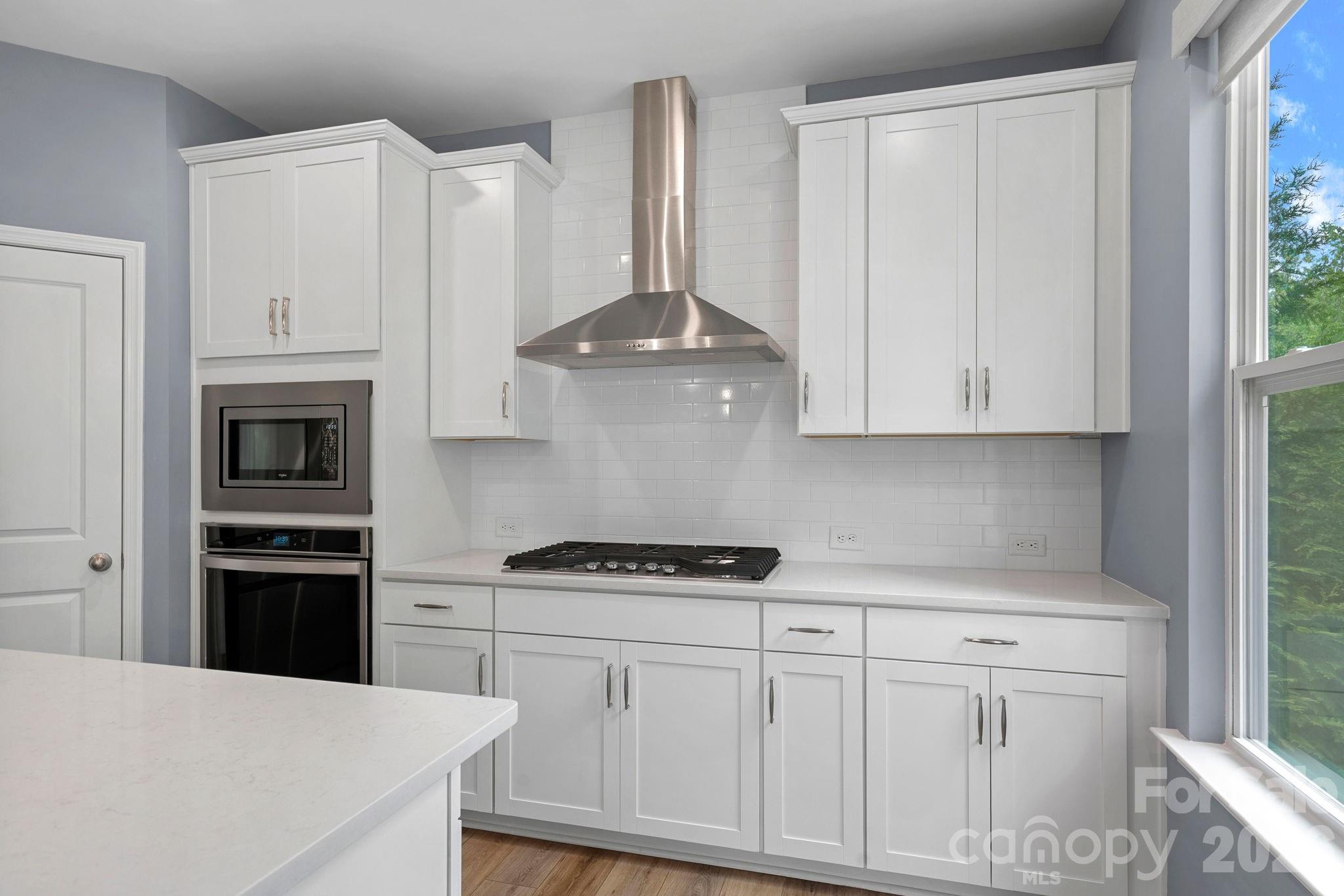 6608 Jepson Court Property Photo 11