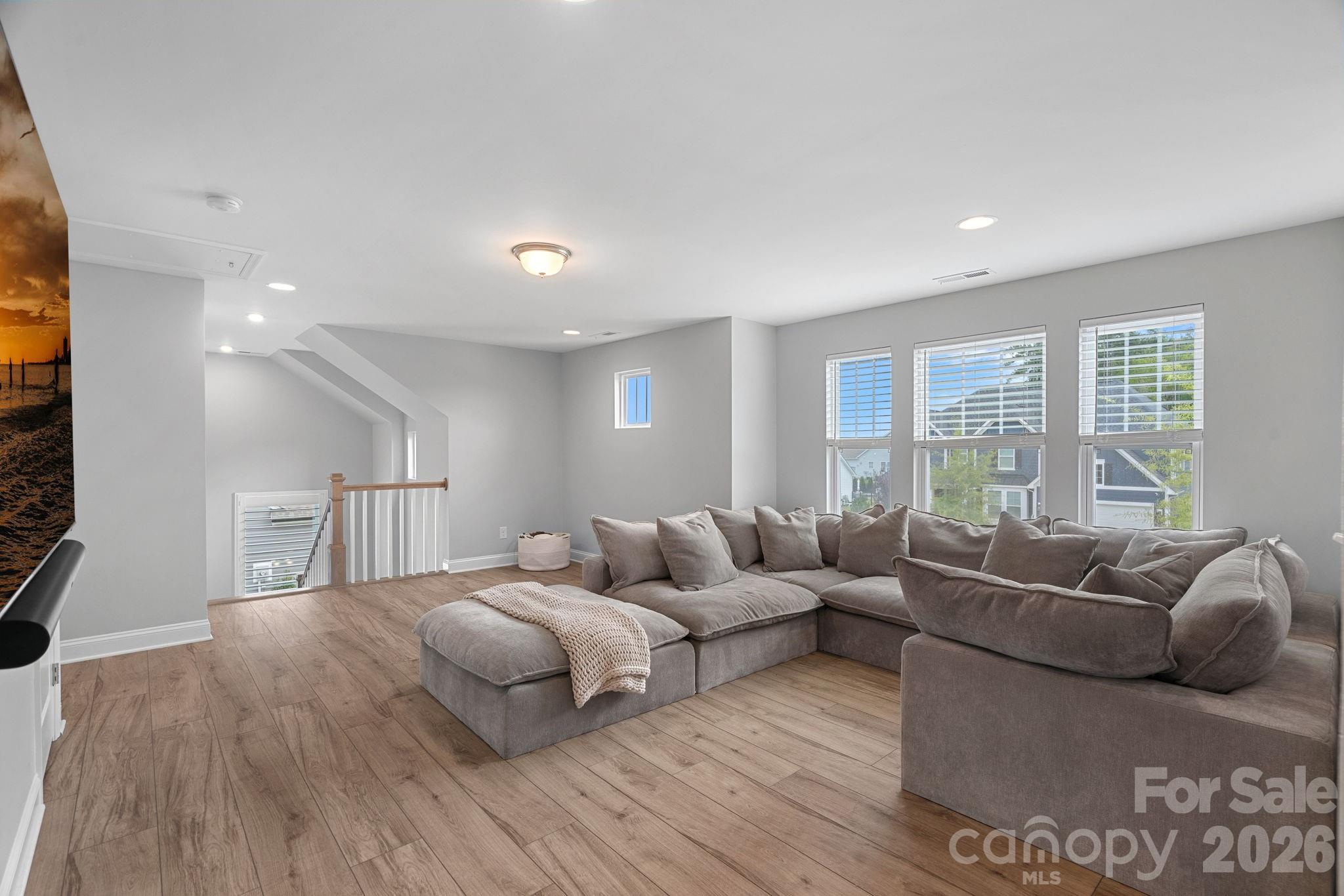 6608 Jepson Court Property Photo 18