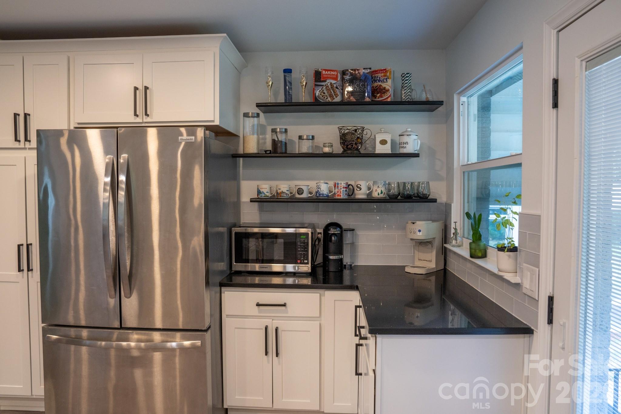 363 Rolling Ridge Road Property Photo 7