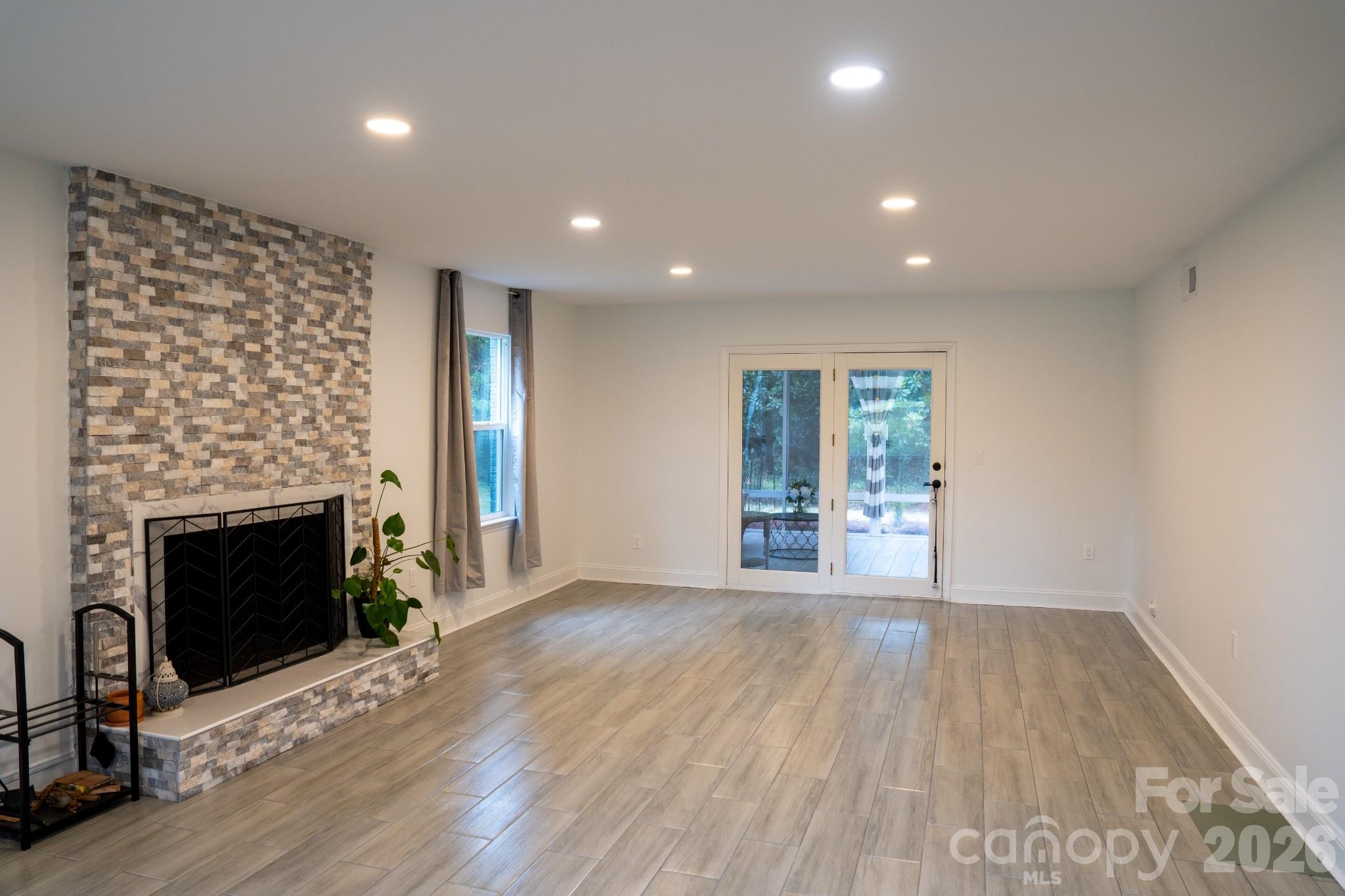 363 Rolling Ridge Road Property Photo 19