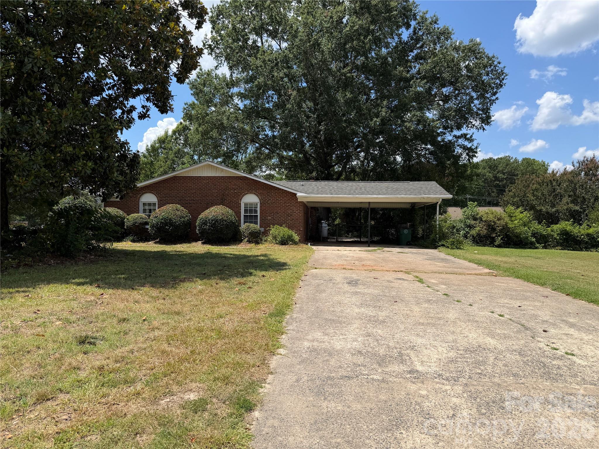3025 Smith Farm Road Property Photo 5