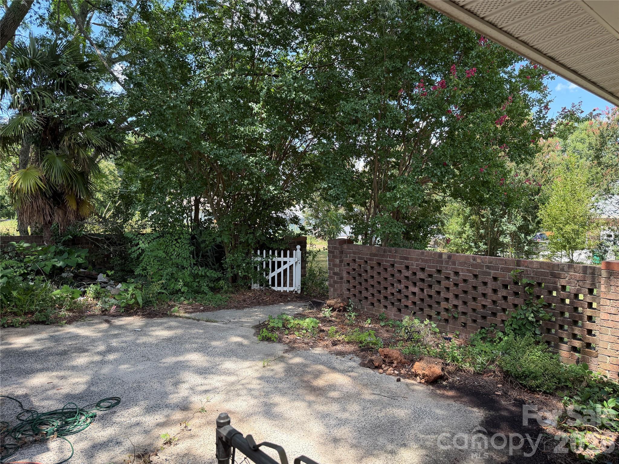 3025 Smith Farm Road Property Photo 9