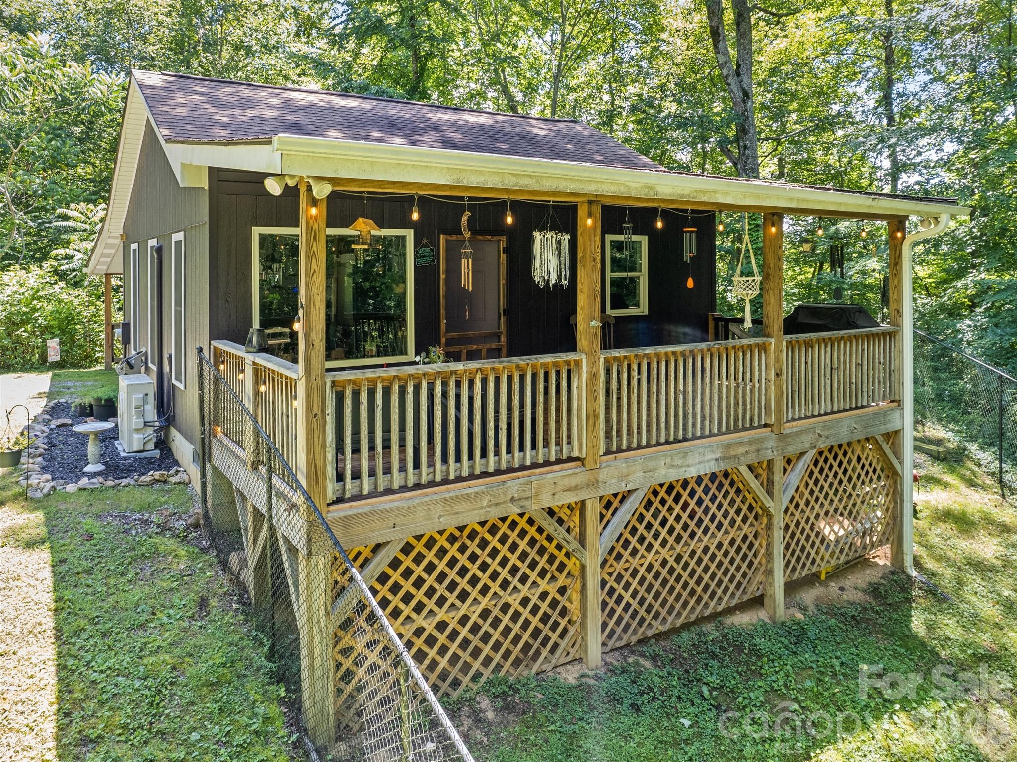 322 Mckinzie Place Property Photo 1