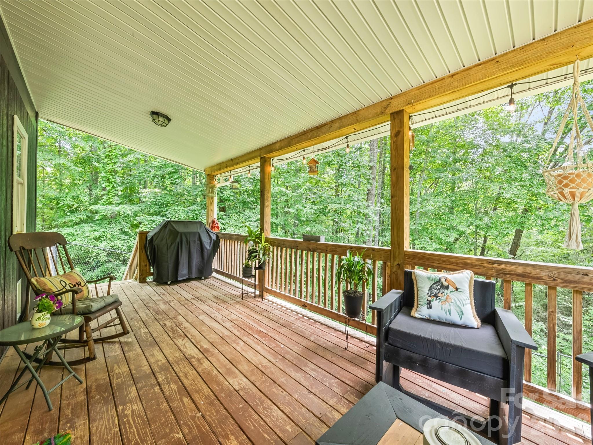 322 Mckinzie Place Property Photo 13